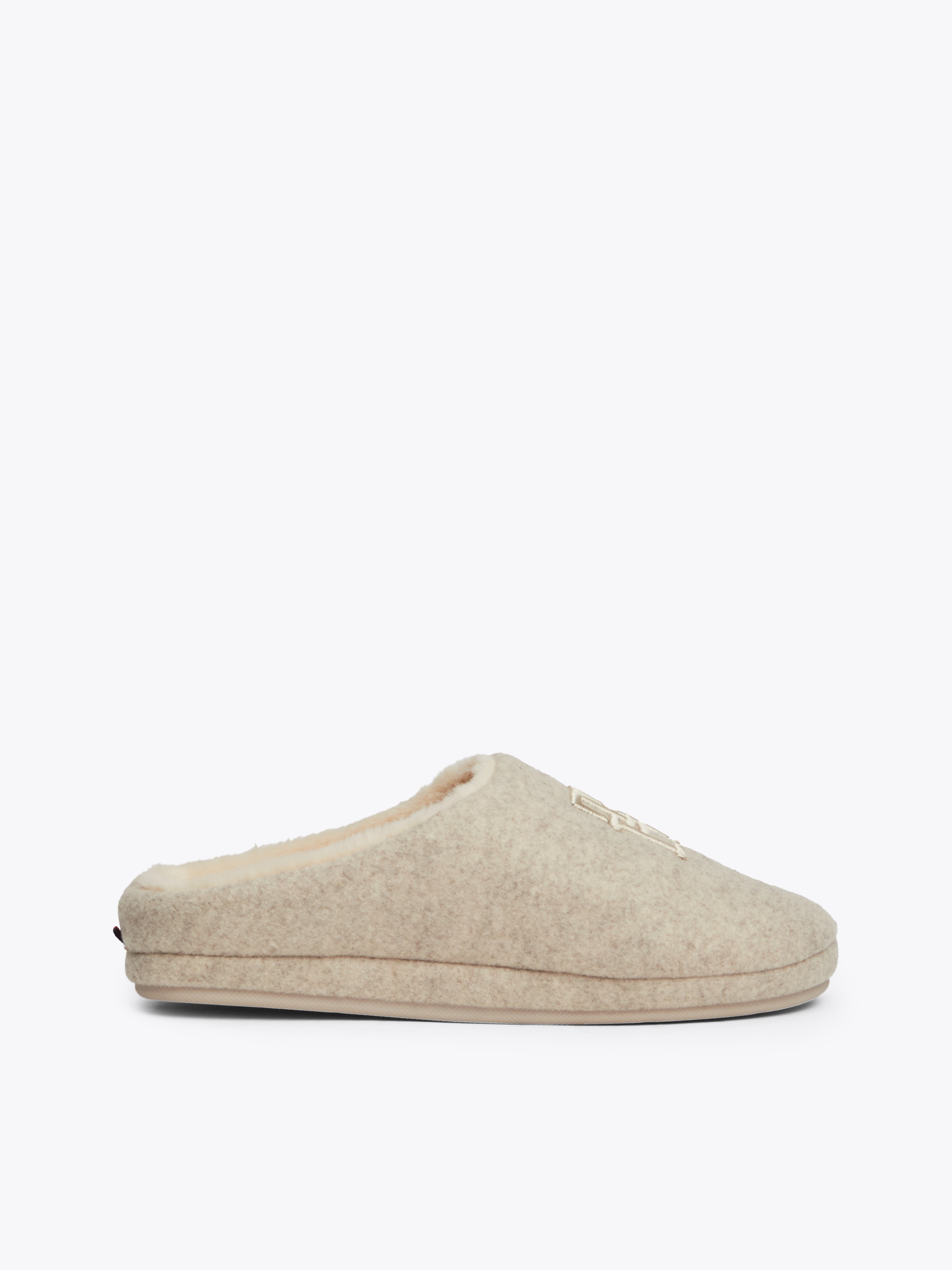 Tommy Hilfiger Pantoffel »TH EMBROIDERED BASICS SLIPPER«, Casualmode, Hausschuh, Schlupfschuh mit besticktem TH-Logo