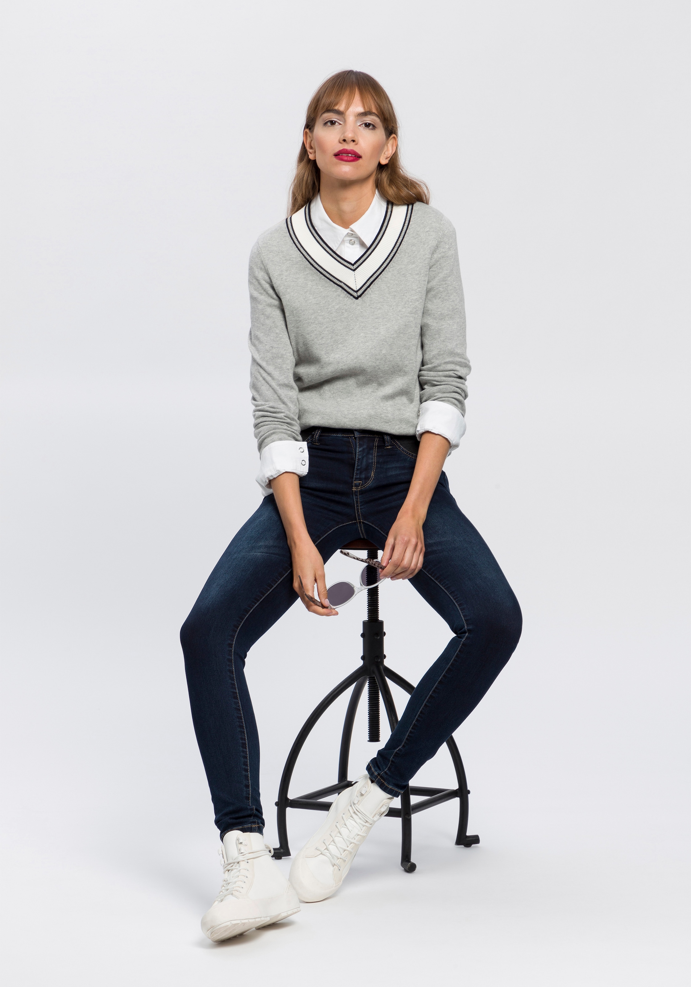 Arizona Skinny-fit-Jeans »Ultra Stretch«, skinny-fit, mit Used-Look-Crinkles, niedrige Leibhöhe
