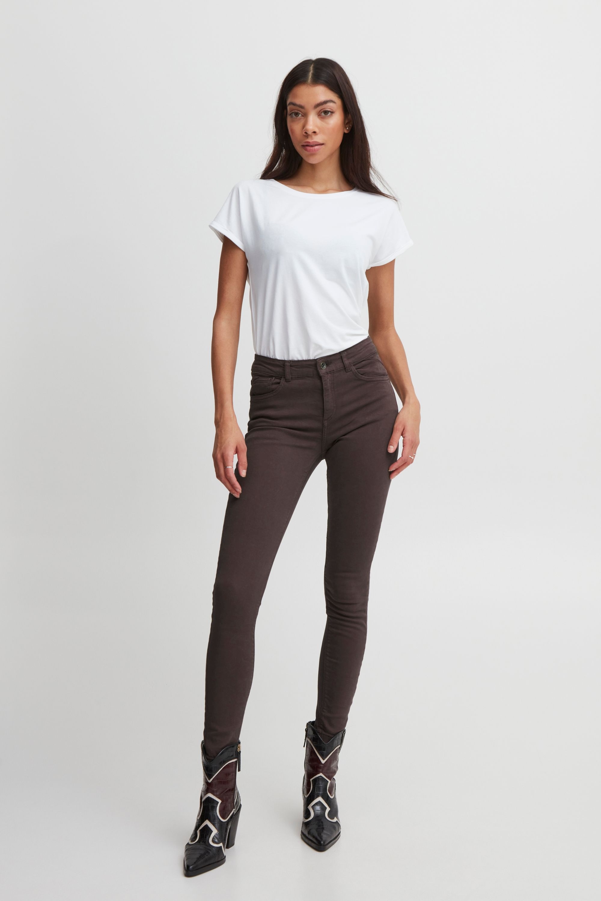 b.young Bequeme Jeans BYLola Damenhose in klassischer Jeans-Optik günstig online kaufen