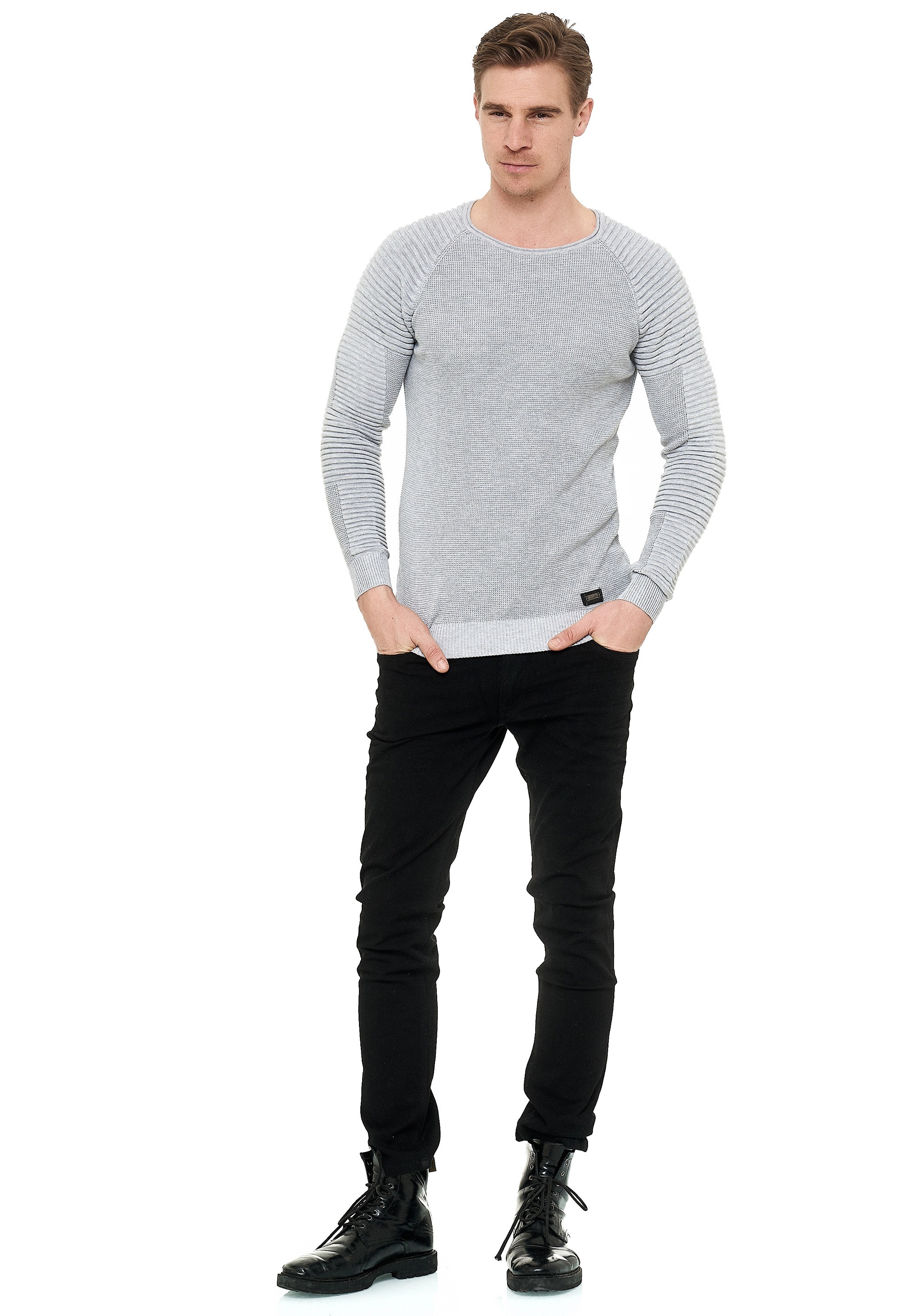 Rusty Neal Strickpullover, mit modernem Rundhalsausschnitt