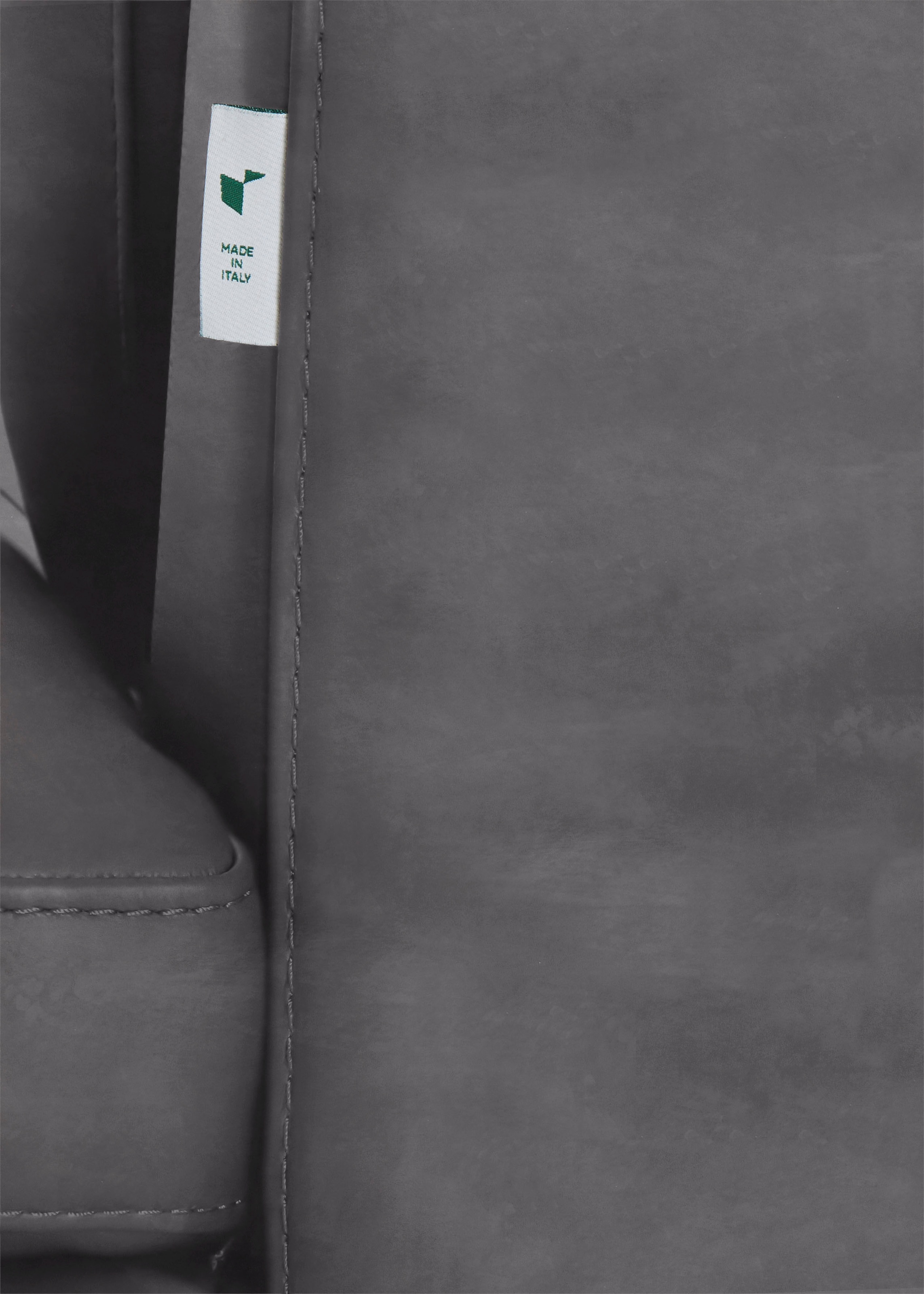 CALIA ITALIA 3-Sitzer »Gaia, Sofa im edlen Design und mit erstklassigem Sitzkomfort«, aus pflegeleichtem Luxus-Microfaser Ginevra Hydro Care