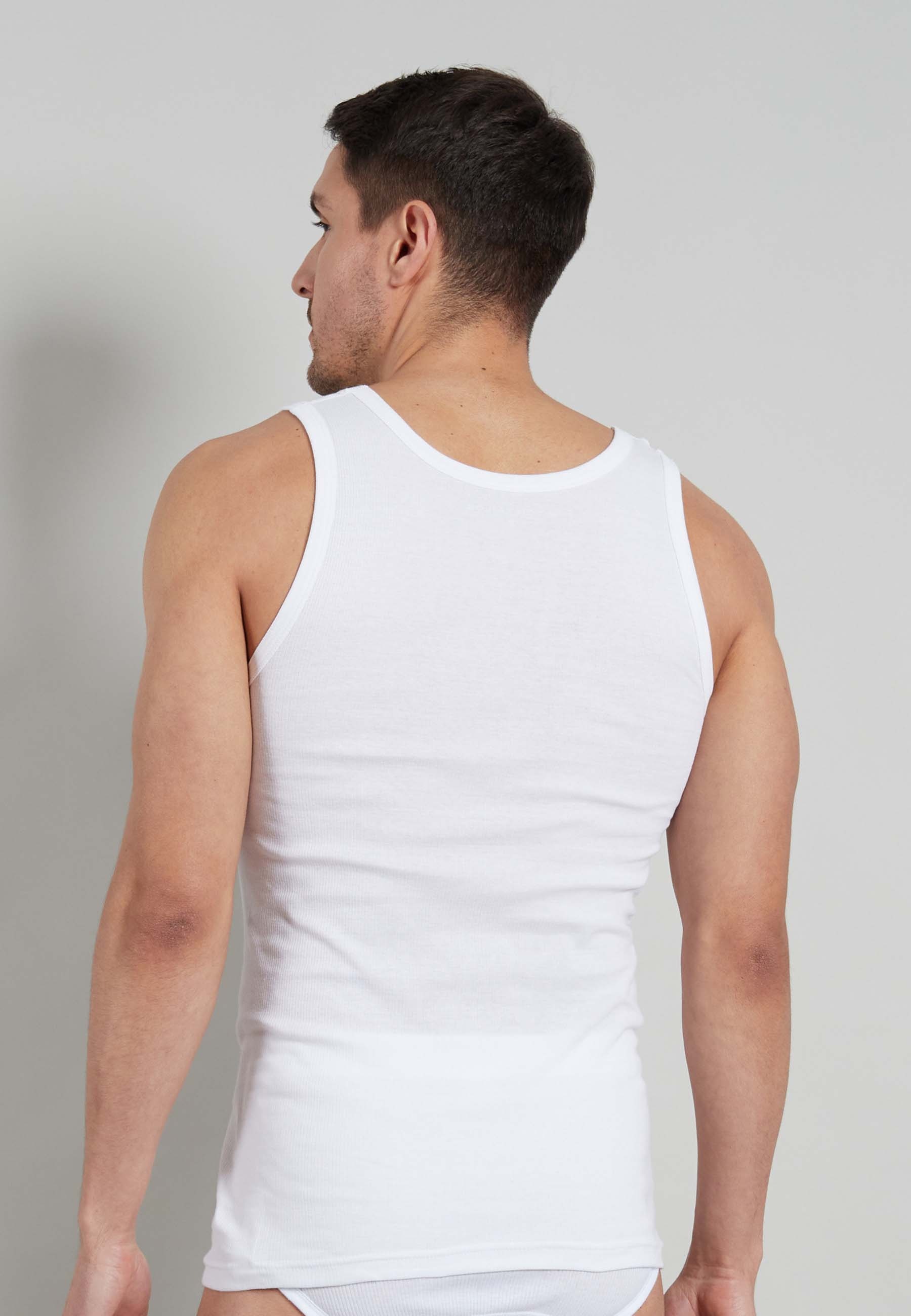 TOM TAILOR Tanktop »Montana«, Rundhalsausschnitt, slim fit, basic, elastisch, hüftbedeckend
