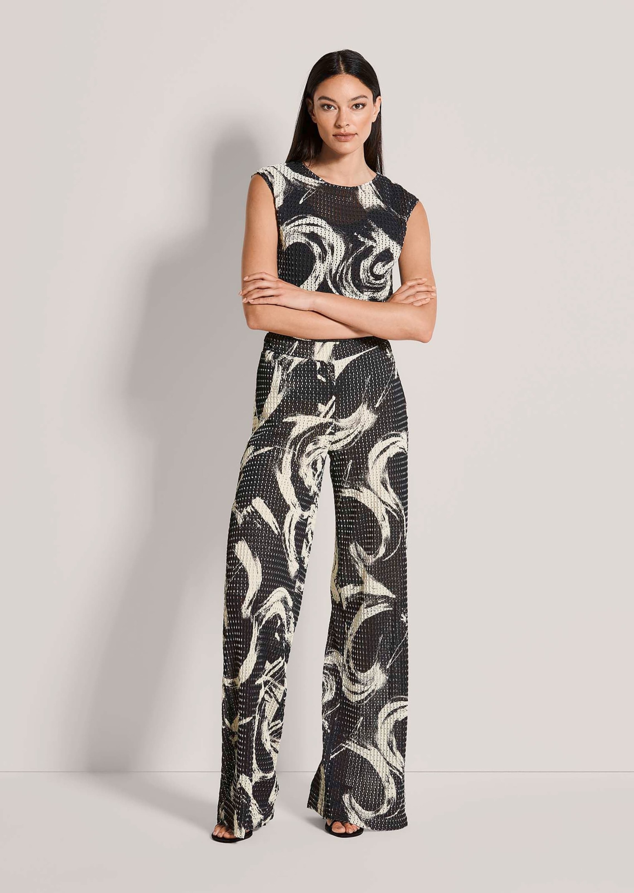 MADELEINE Chinos »Jerseyhose Druckhose mit abstraktem Print«