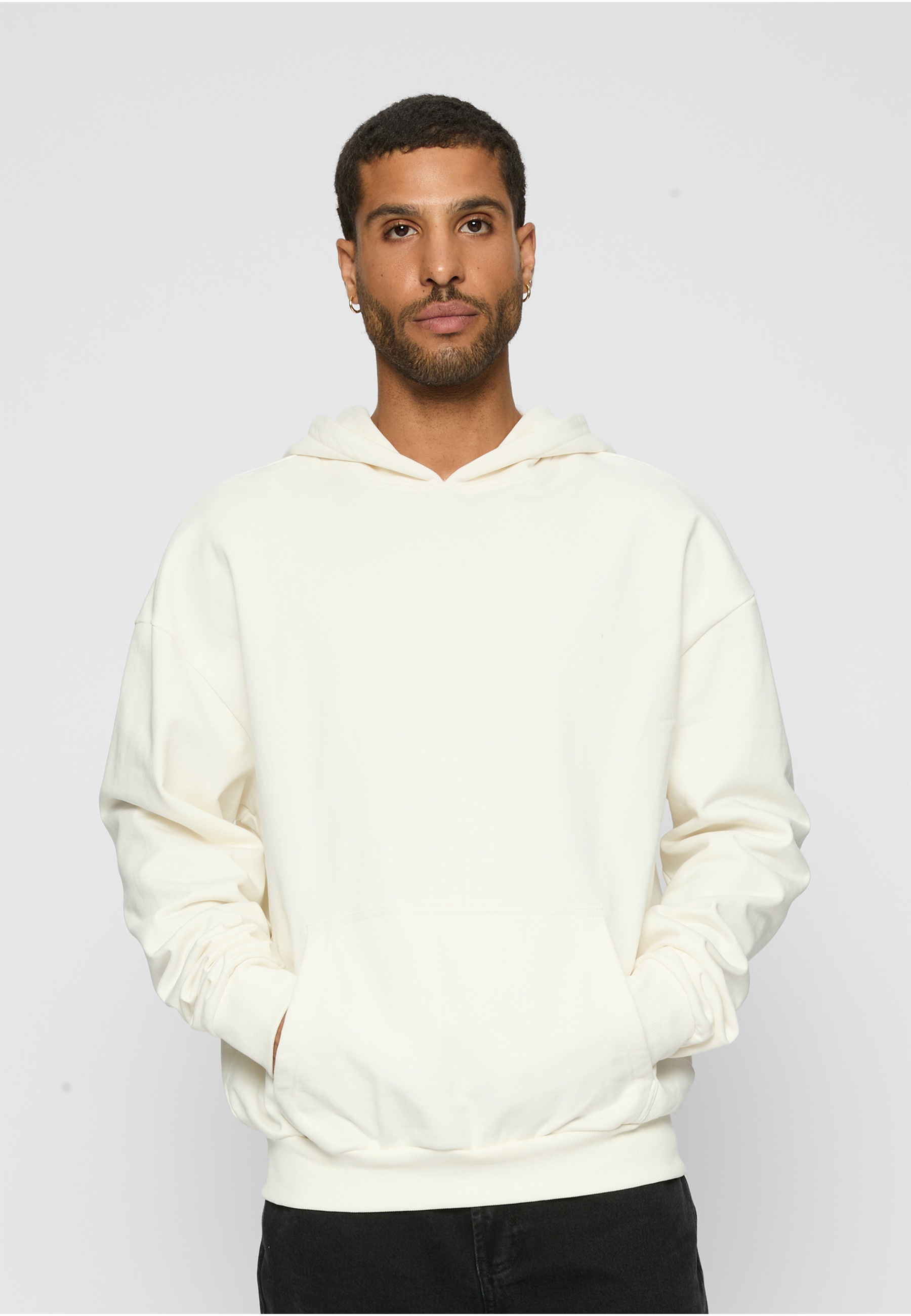 URBAN CLASSICS Rundhalspullover »Urban Classics Herren Ultra Heavy Hoody« 1 Stk.