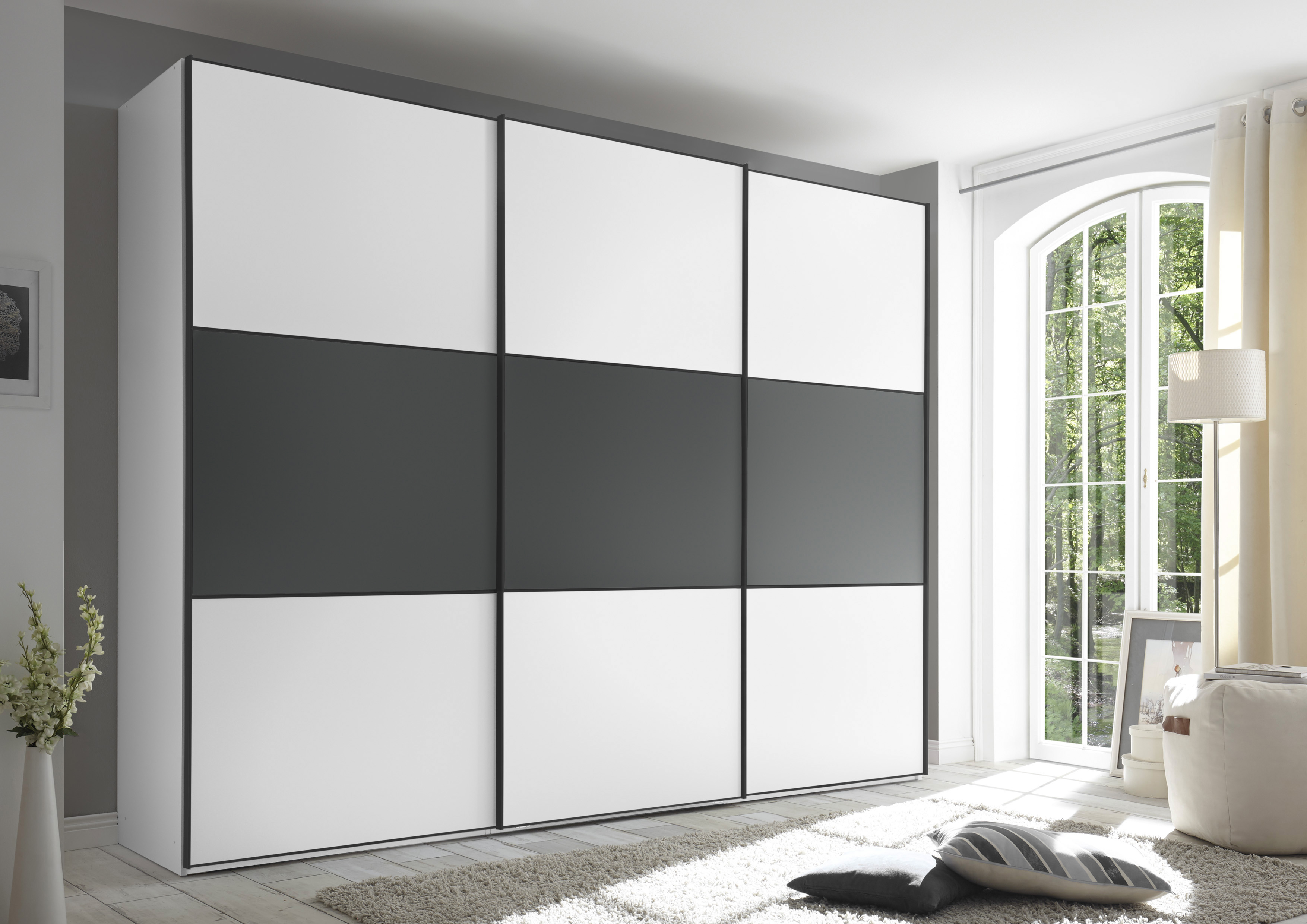 STAUD Schwebetürenschrank "Includo, Made in Germany" Mit vier verschiedenen Ausstattungsvarianten