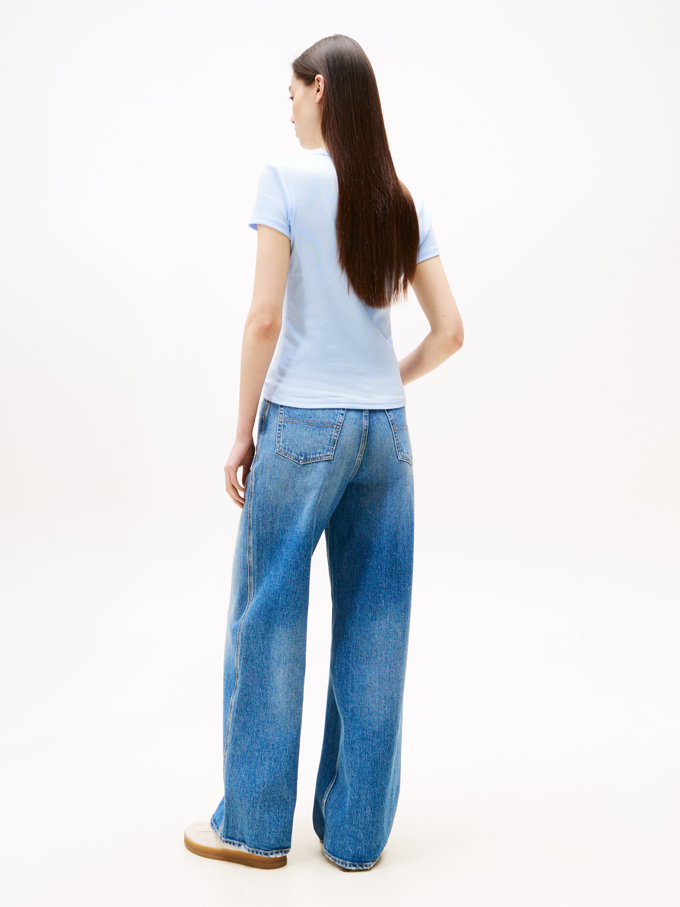 Tommy Jeans Kurzarmshirt »TJW SLIM ESSENTIAL RIB SS EXT«, mit gerippter Struktur