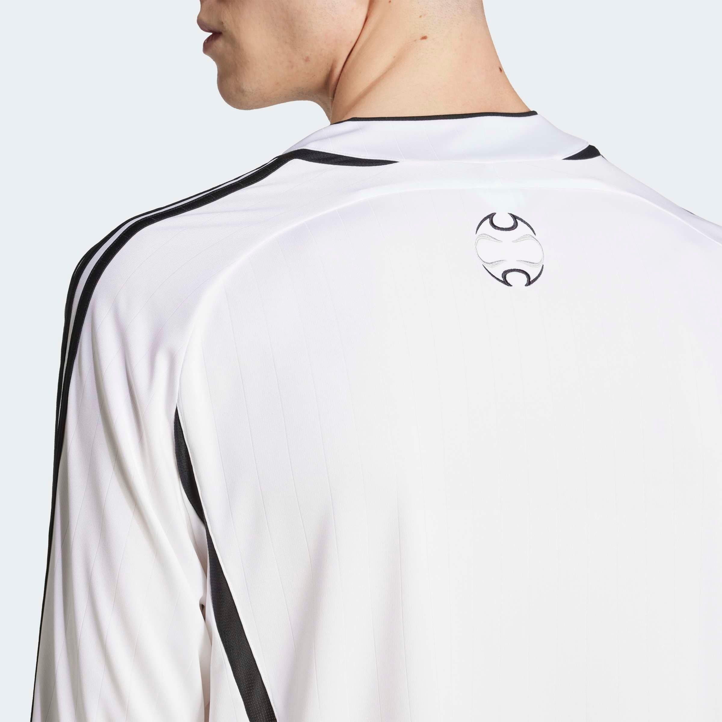 Thumbnail - adidas Originals T-Shirt "TEAMGEIST LS" langärmlig, sportliches Design, mit energiegeladenen Grafiken