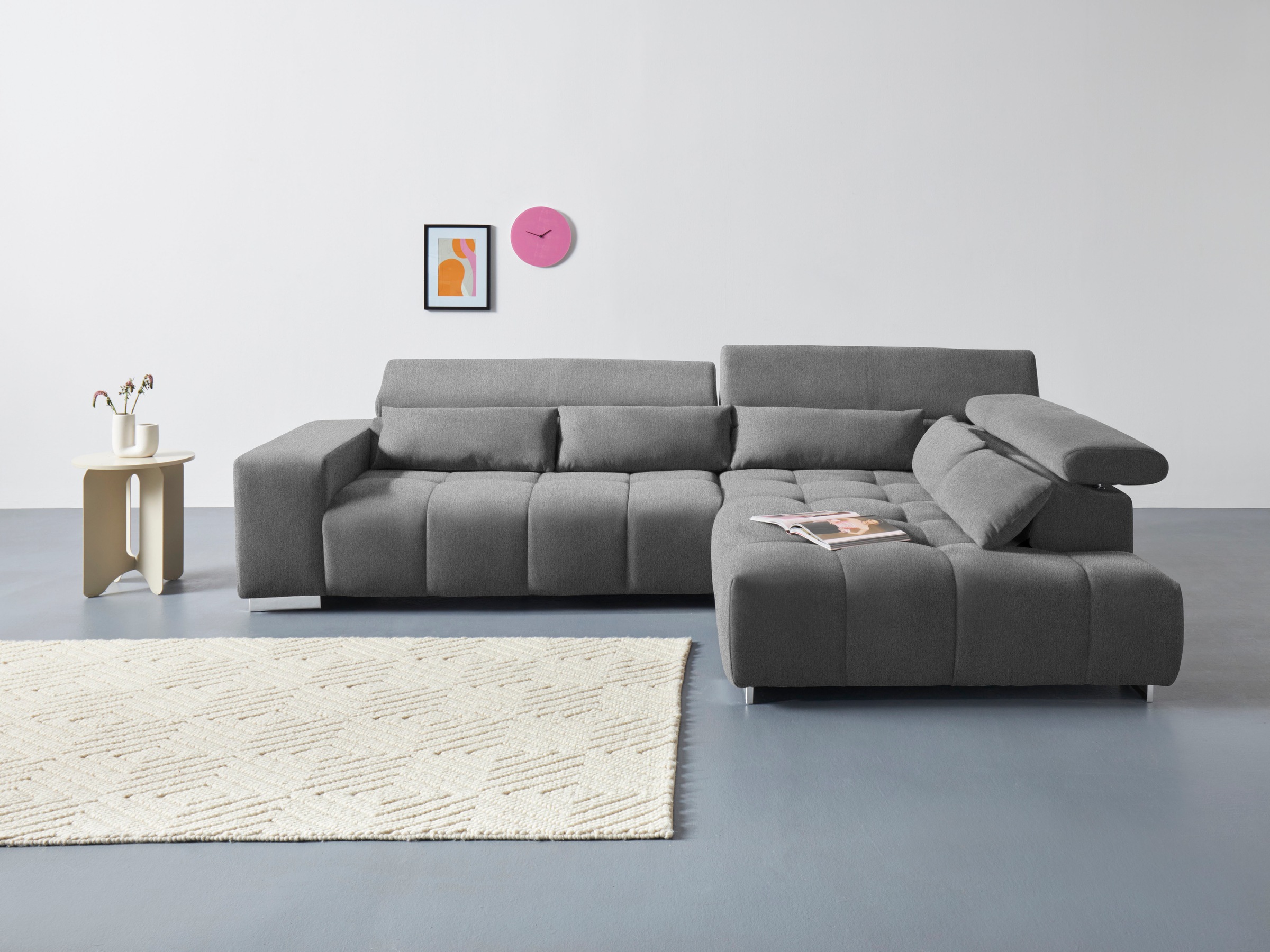 COTTA Ecksofa "Orion L-Form, B: 310 cm, moderne Steppung, bequeme Wellenunterfederung" Kopfteilverstellung & 5 Nierenkissen