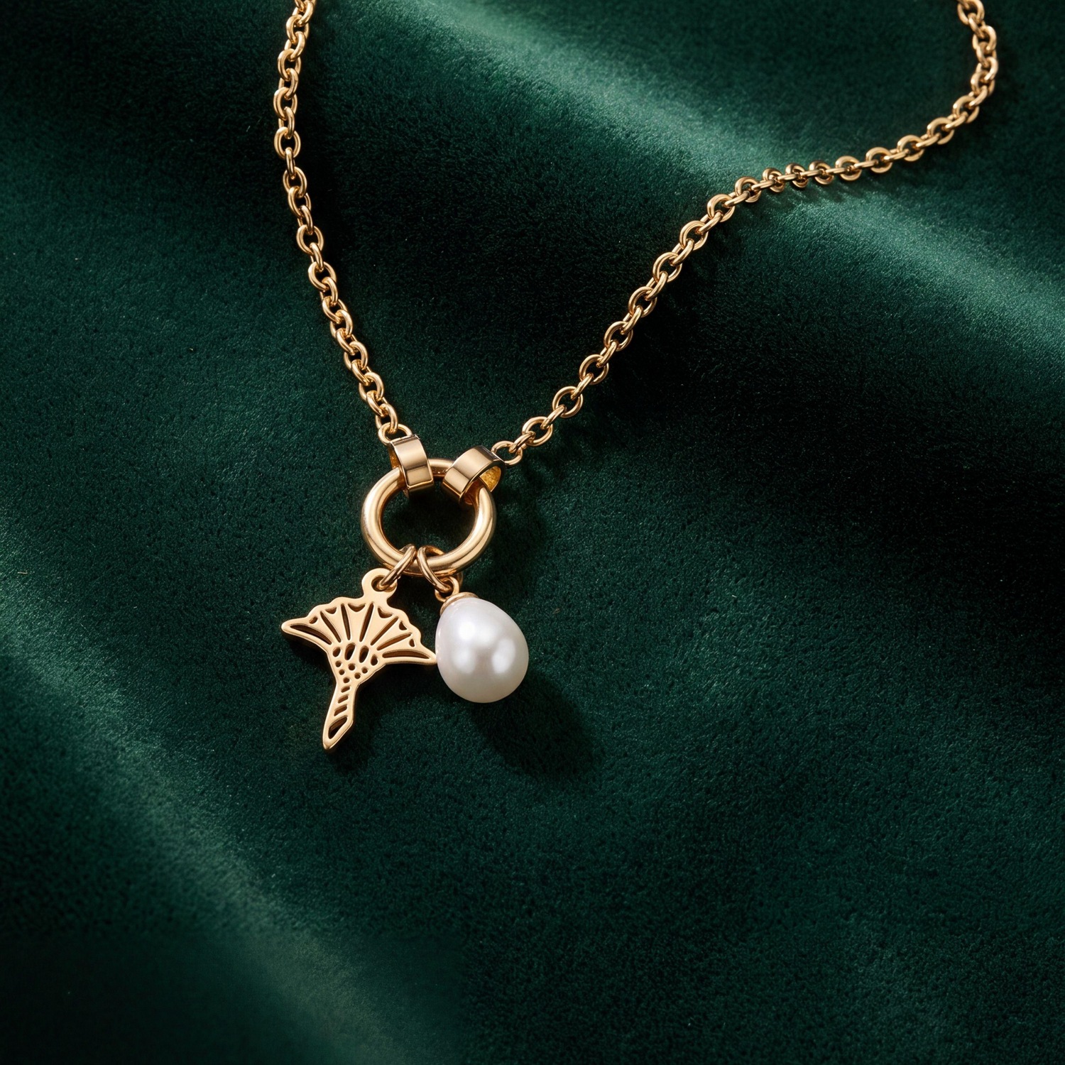 JOOP! Kette mit Anhänger »Kornblume« mit Perlmutt