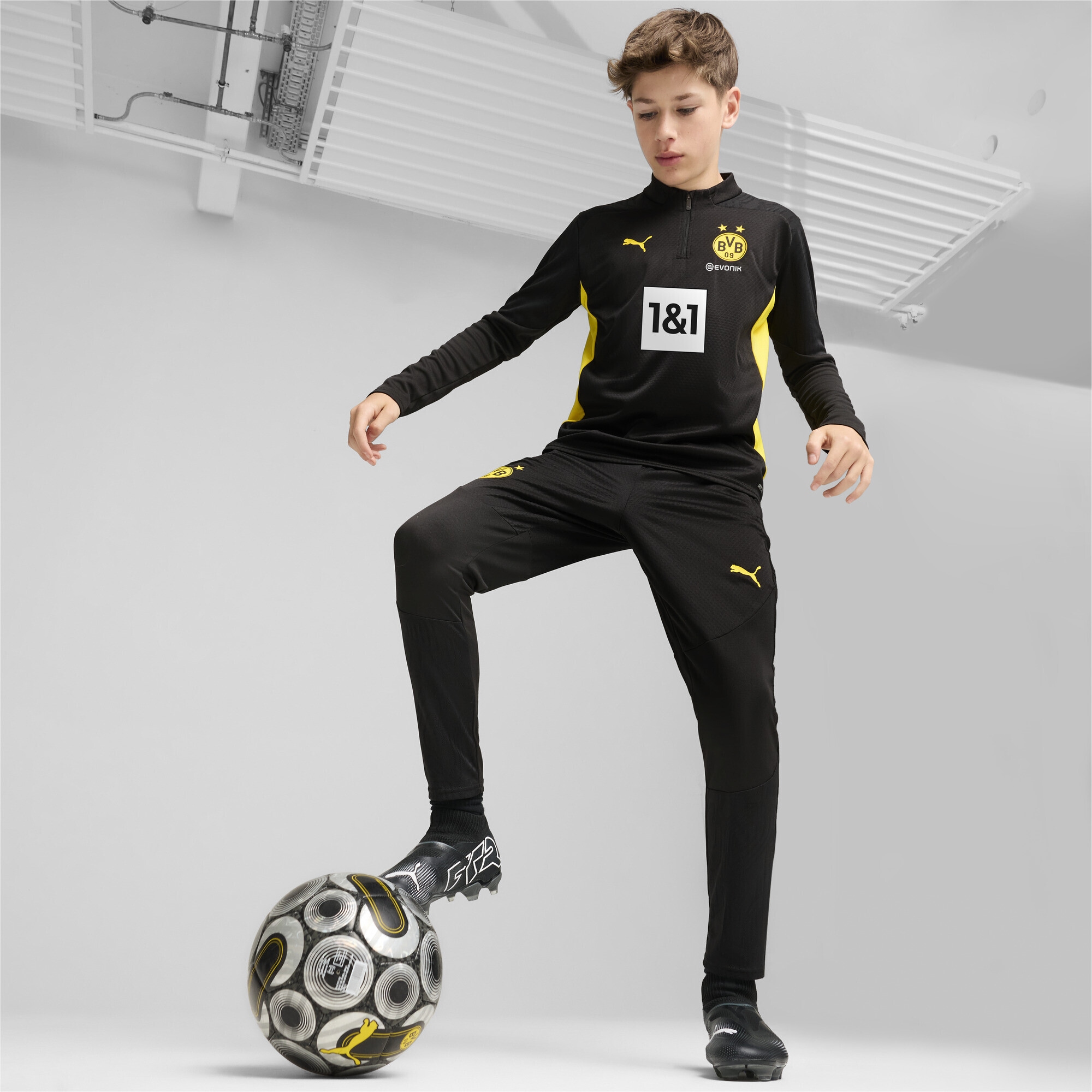 PUMA T-Shirt »Borussia Dortmund Trainingstop mit viertellangem Reißverschluss«