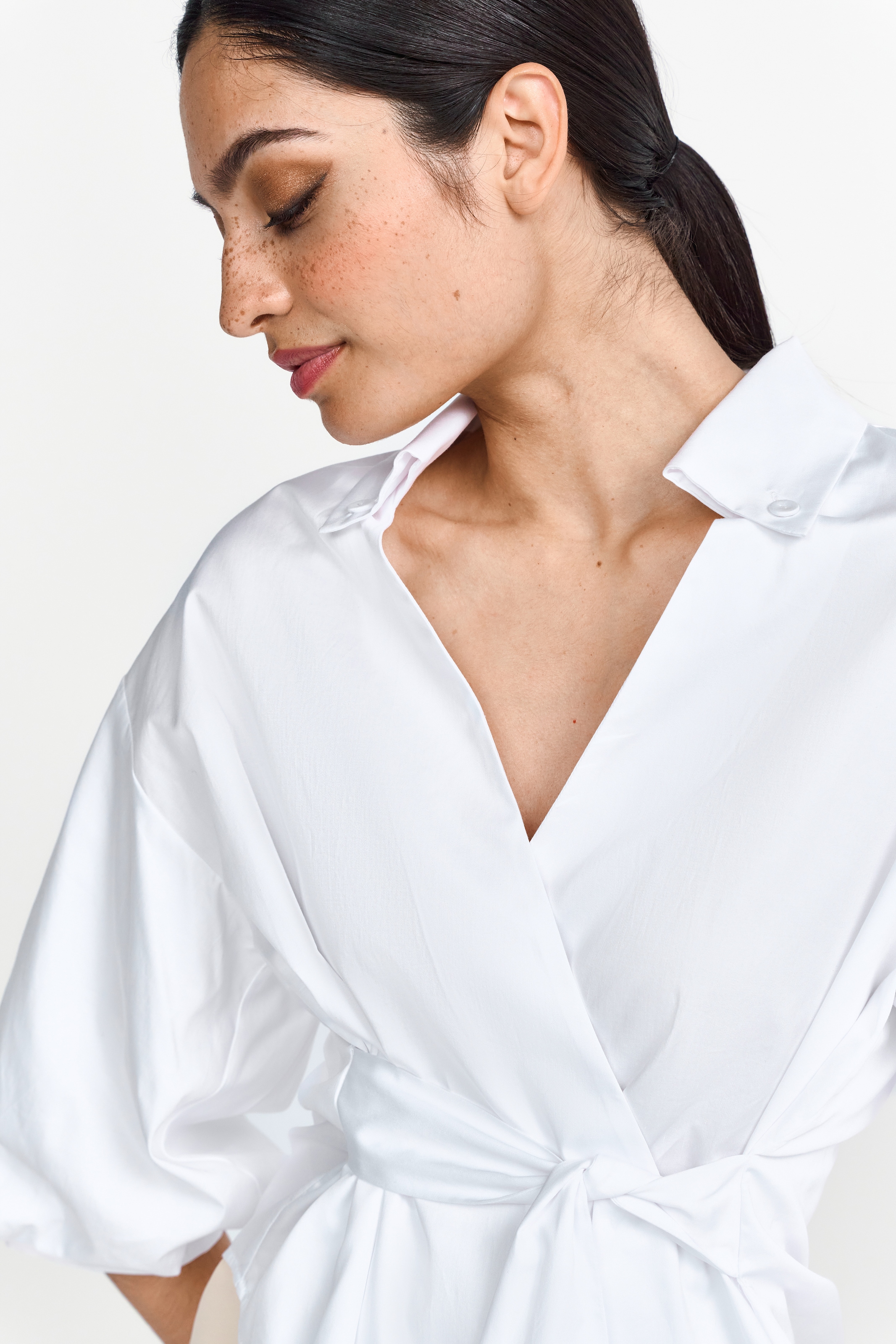 RICHROYAL Klassische Bluse, Mit überschnittener Schulter und Button-Down-Kragen