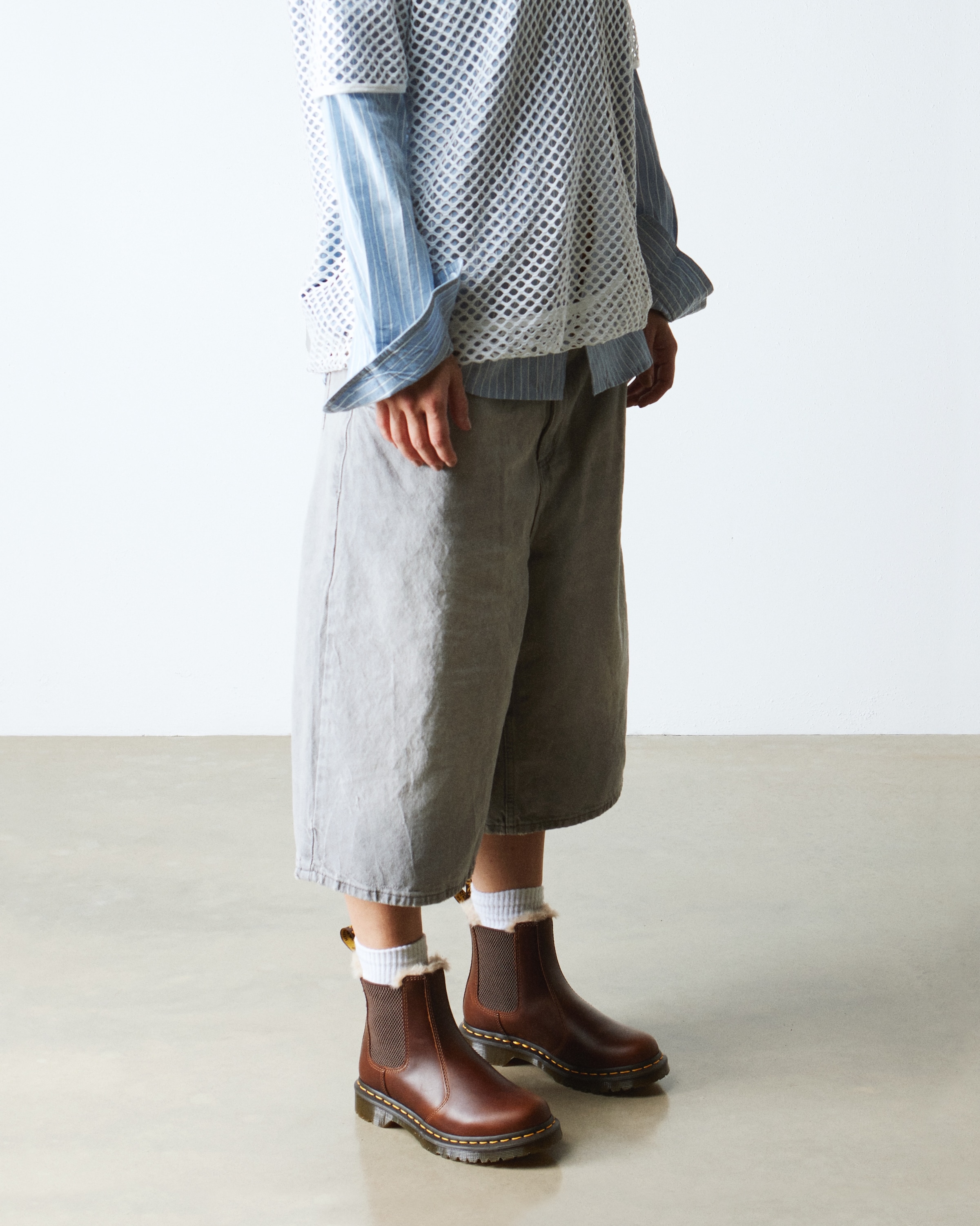 DR. MARTENS Chelseaboots »Leonore«, Chunky Boots, Plateau Schuh, Boots mit Warmfutter