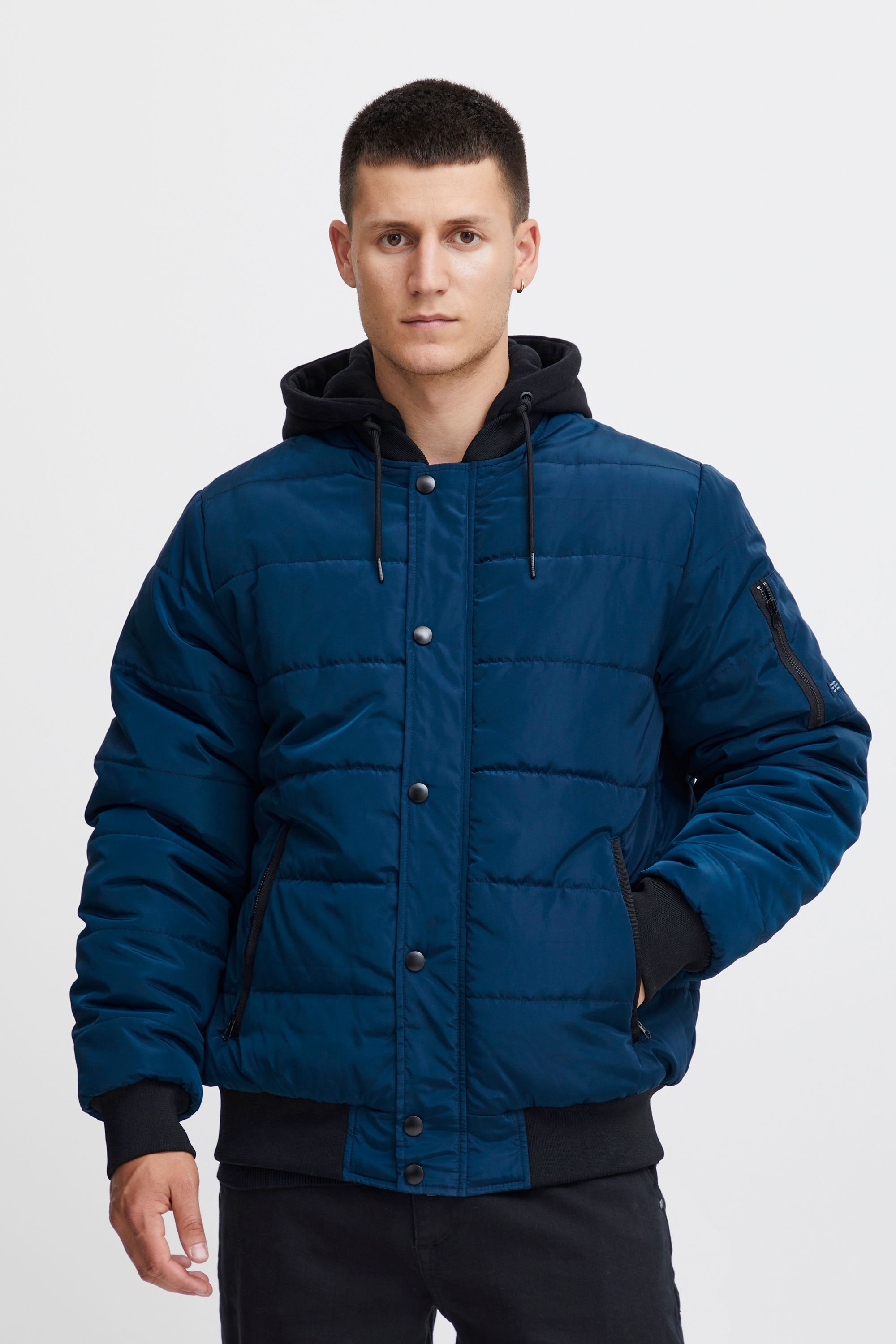 Blend Winterjacke "BHOuterwear" mit Kapuze Wärmende Basic Winterjacke günstig online kaufen