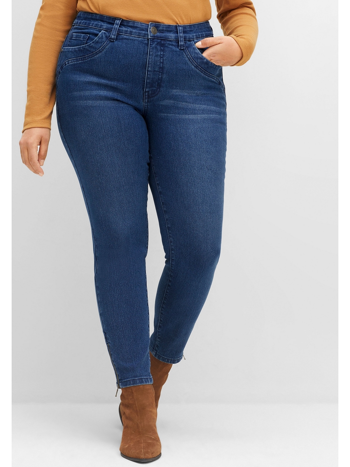 Zippern | Stretch-Jeans Größen«, kaufen BAUR mit am Saumabschluss Sheego »Große online