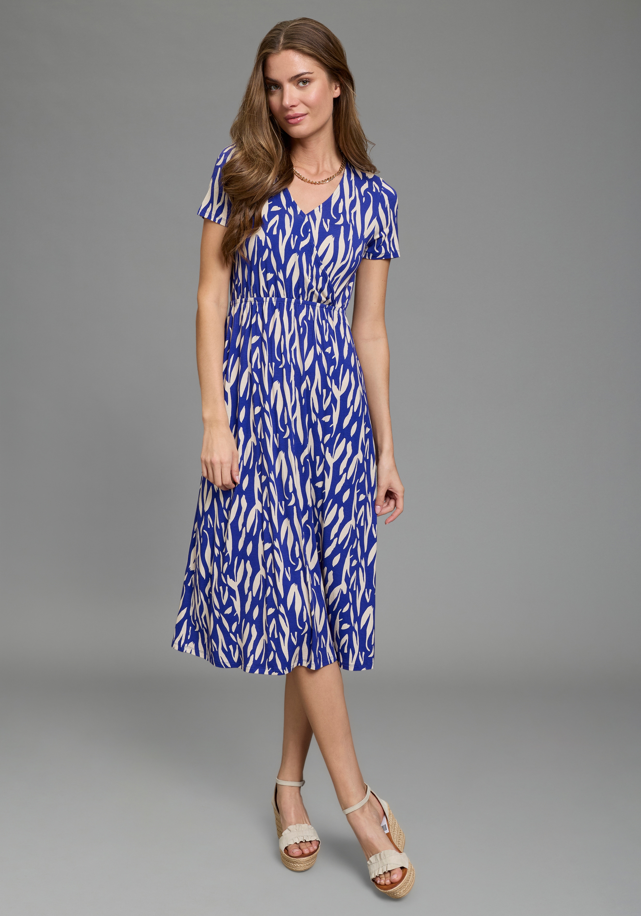 Laura Scott Midikleid casual Stil, für entspannte Tage, aus Viskose und Elasthan, Kurzarm
