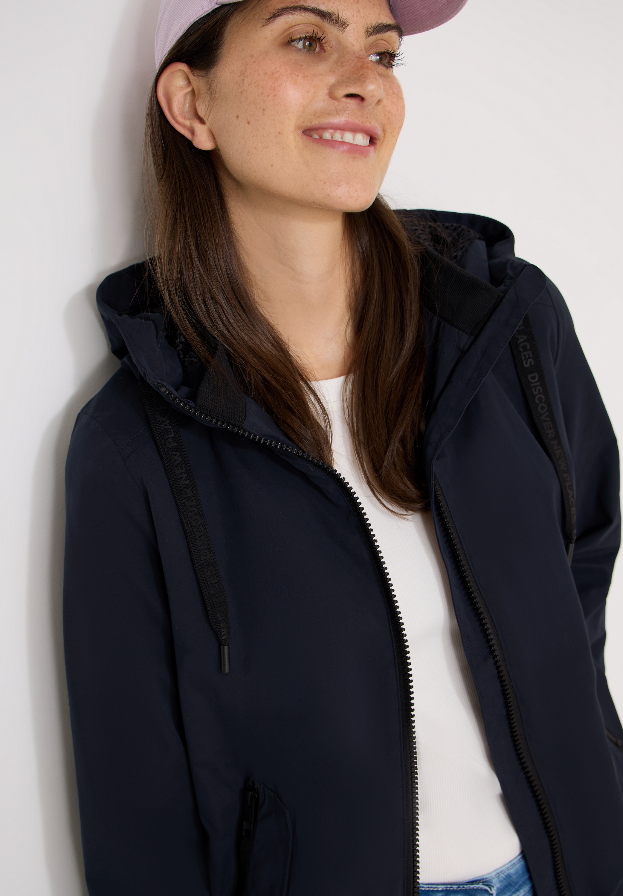 Cecil Kurzjacke mit Kapuze im Hoodie-Style