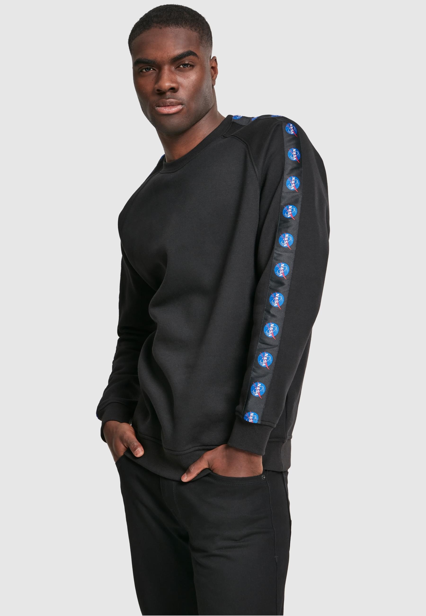 MisterTee Rundhalspullover »MisterTee Herren NASA Insignia Tape Crewneck«, (1 tlg.)