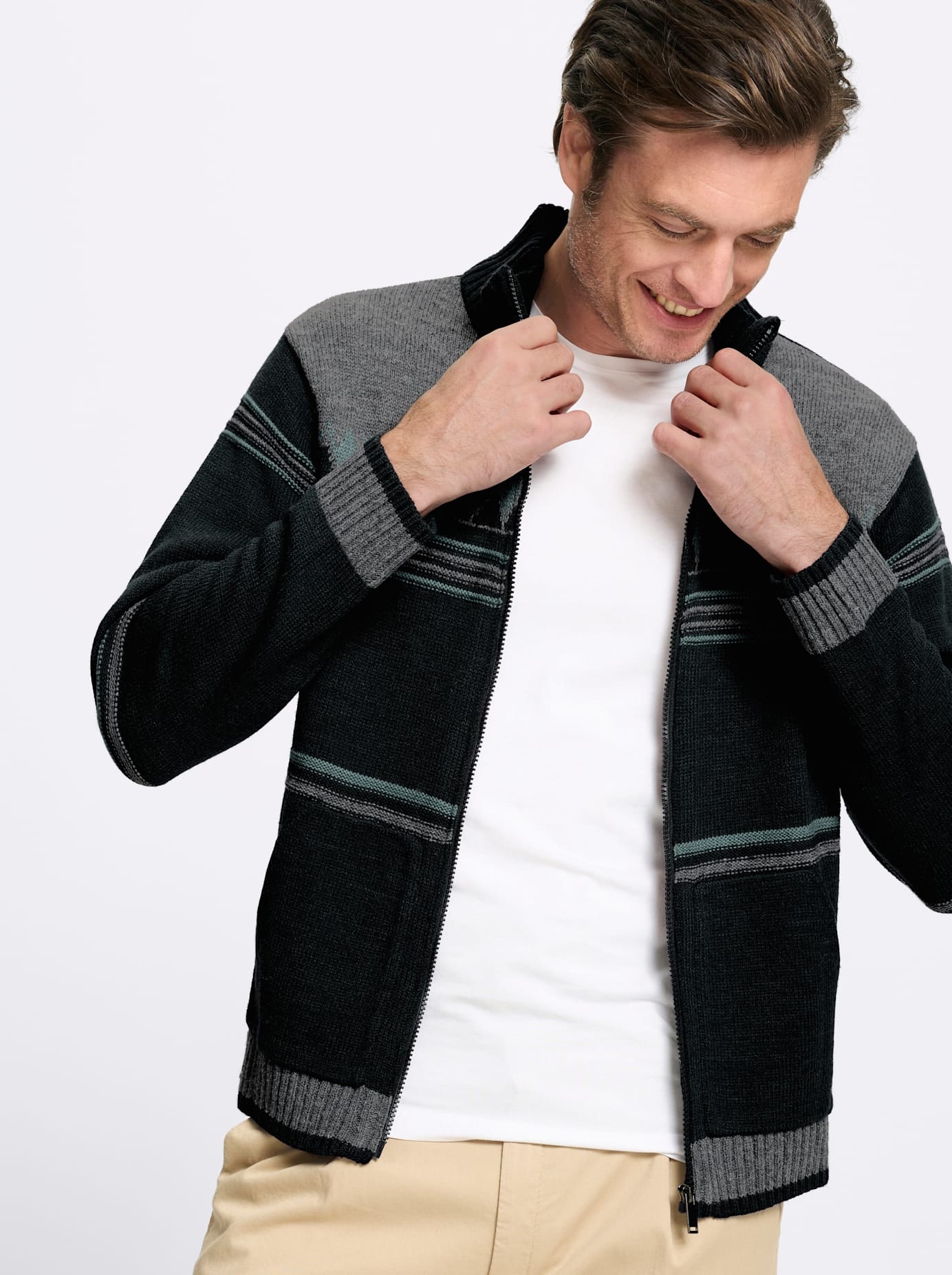 Catamaran Cardigan