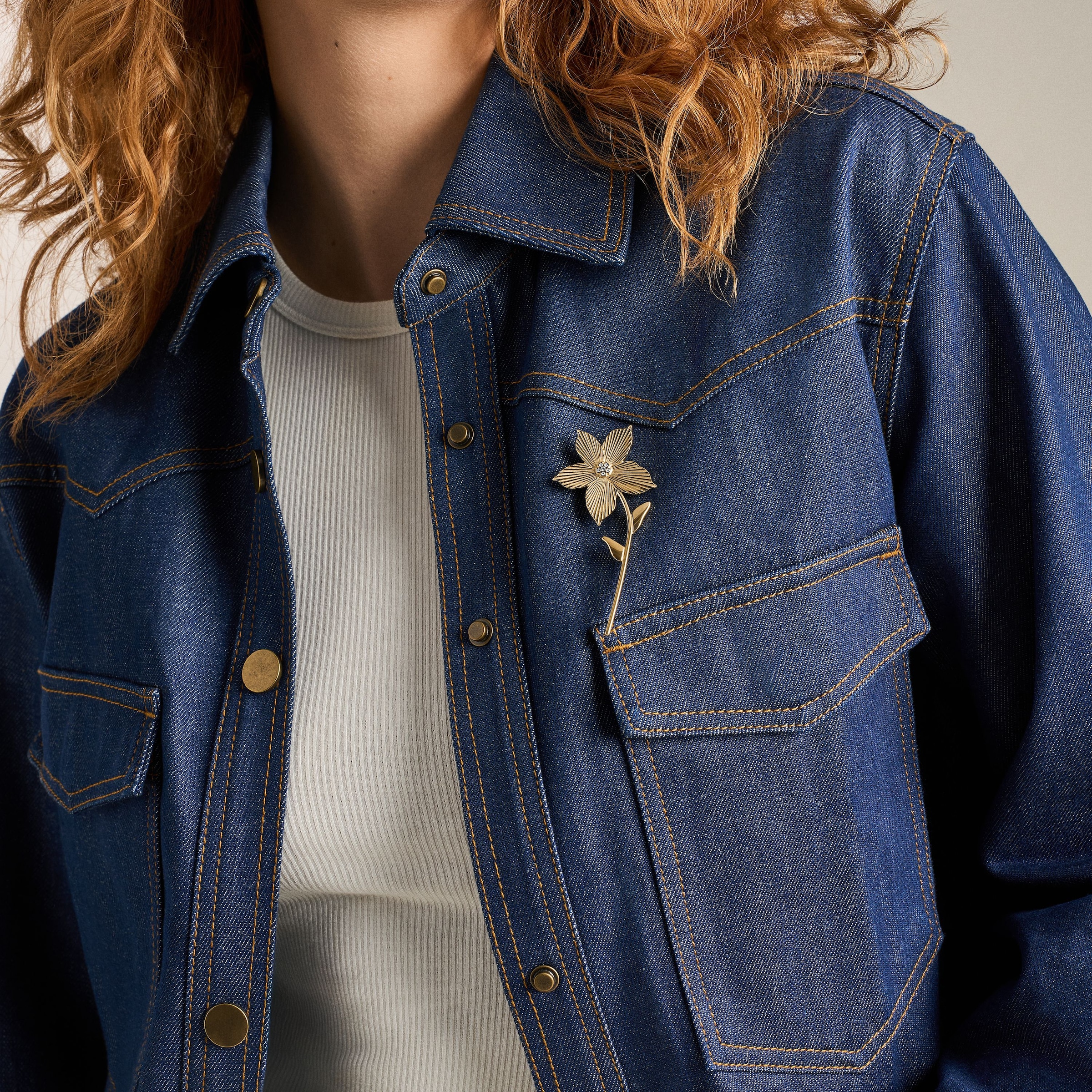 Fossil Anstecknadel »Schmuck Geschenk Edelstahl Brosche Blume Sutton« ()  mit Glassteinen