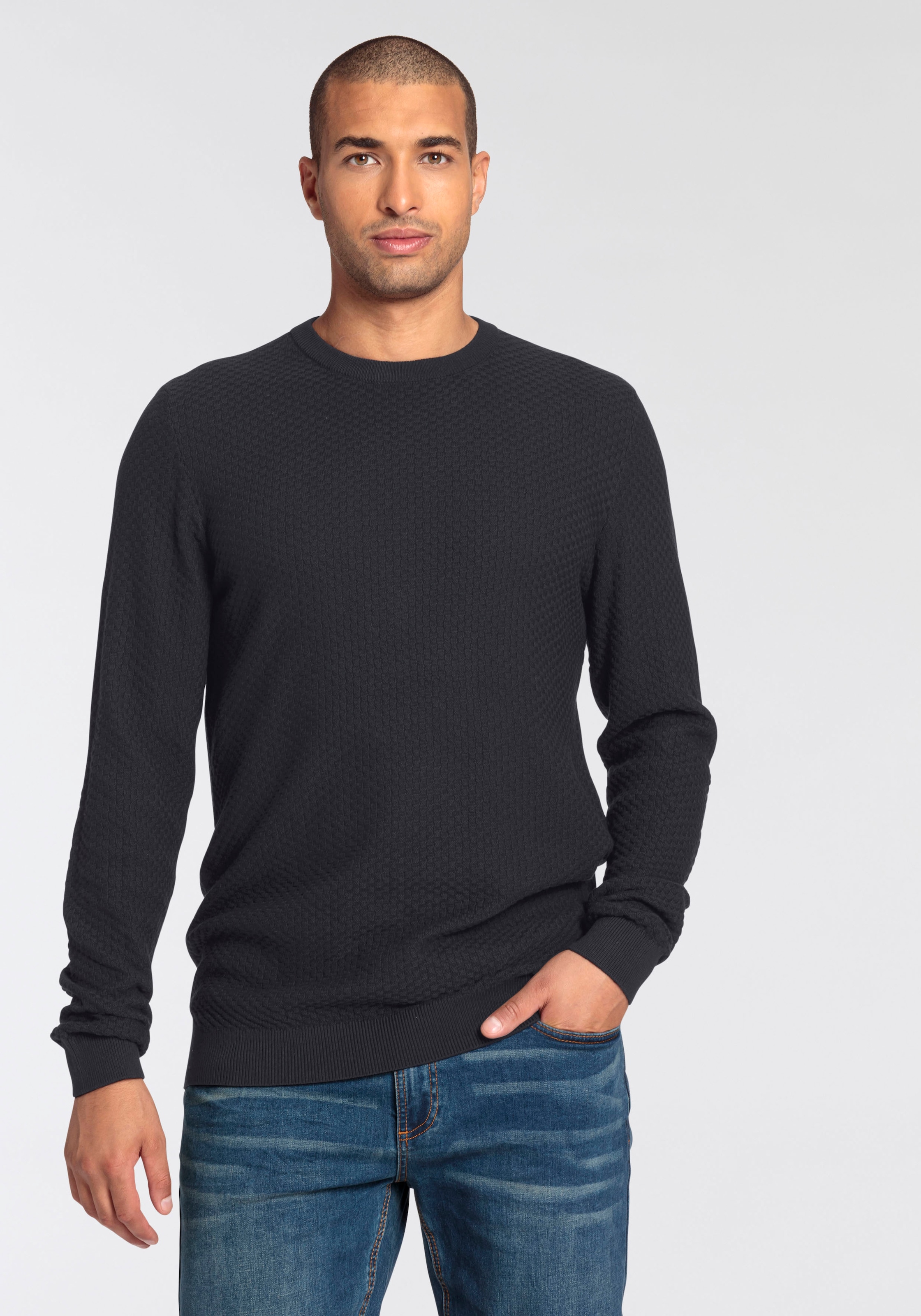 Bruno Banani Strickpullover, mit spezieller Strickoptik