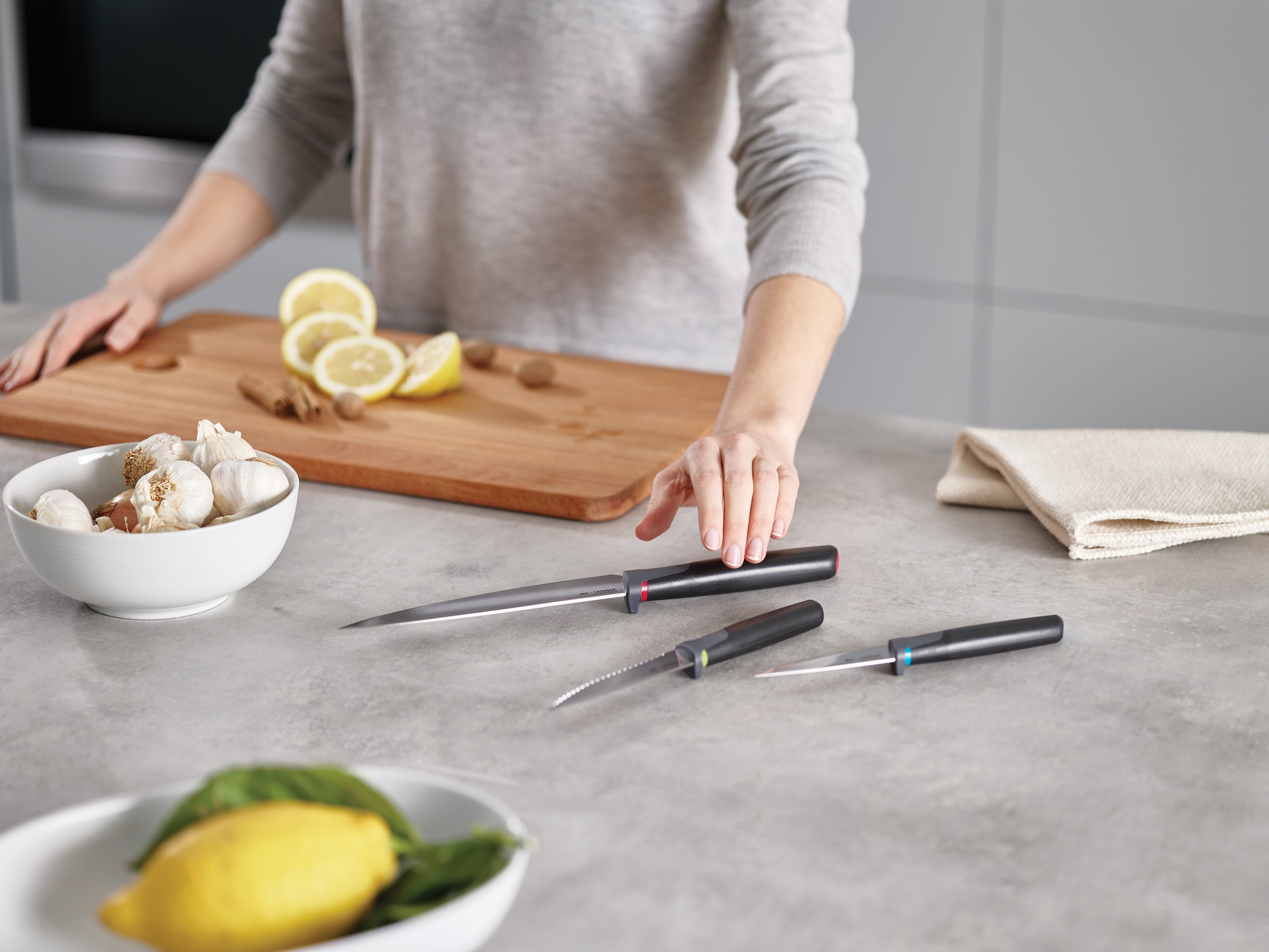 Joseph Joseph Messer-Set »Elevate«, (Set, 3 tlg.), Klingen aus japanischem Edelstahl, ergonomische Griffe