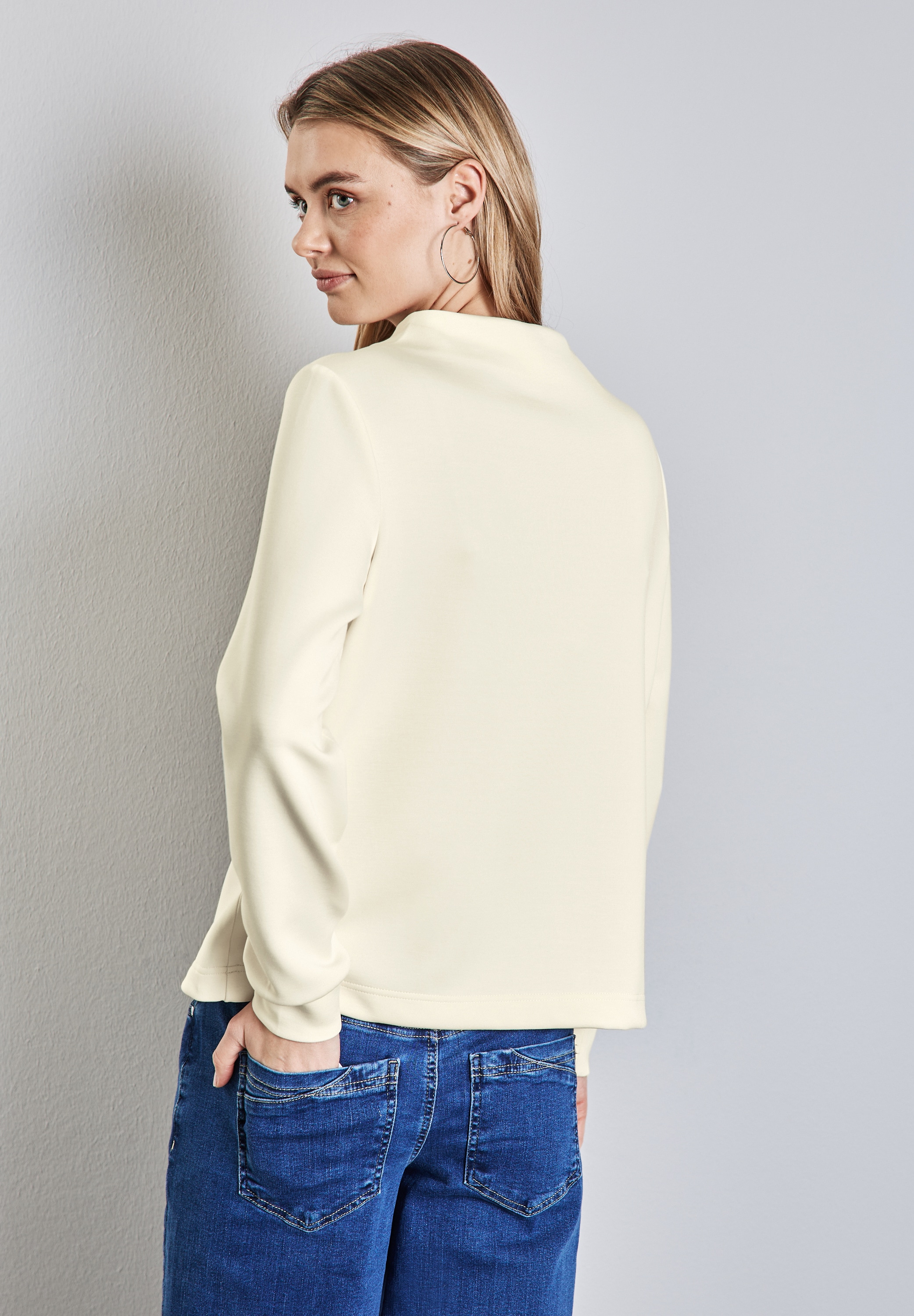 STREET ONE Langarmshirt, aus softem Materialmix