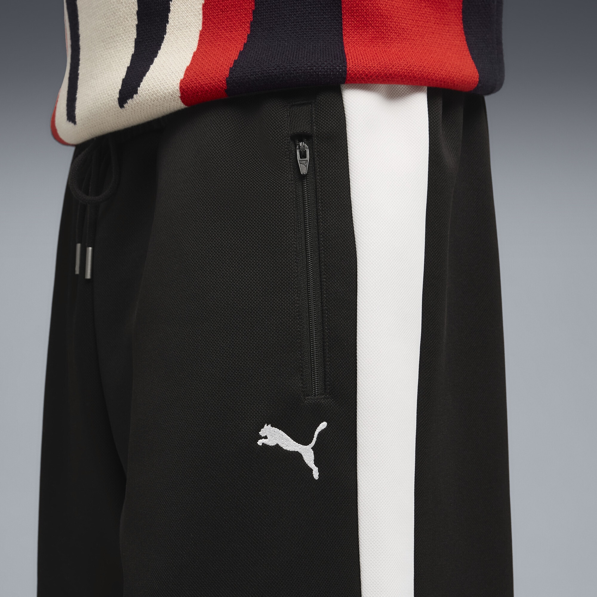 PUMA Sporthose »T7 Relaxed Shorts Herren«