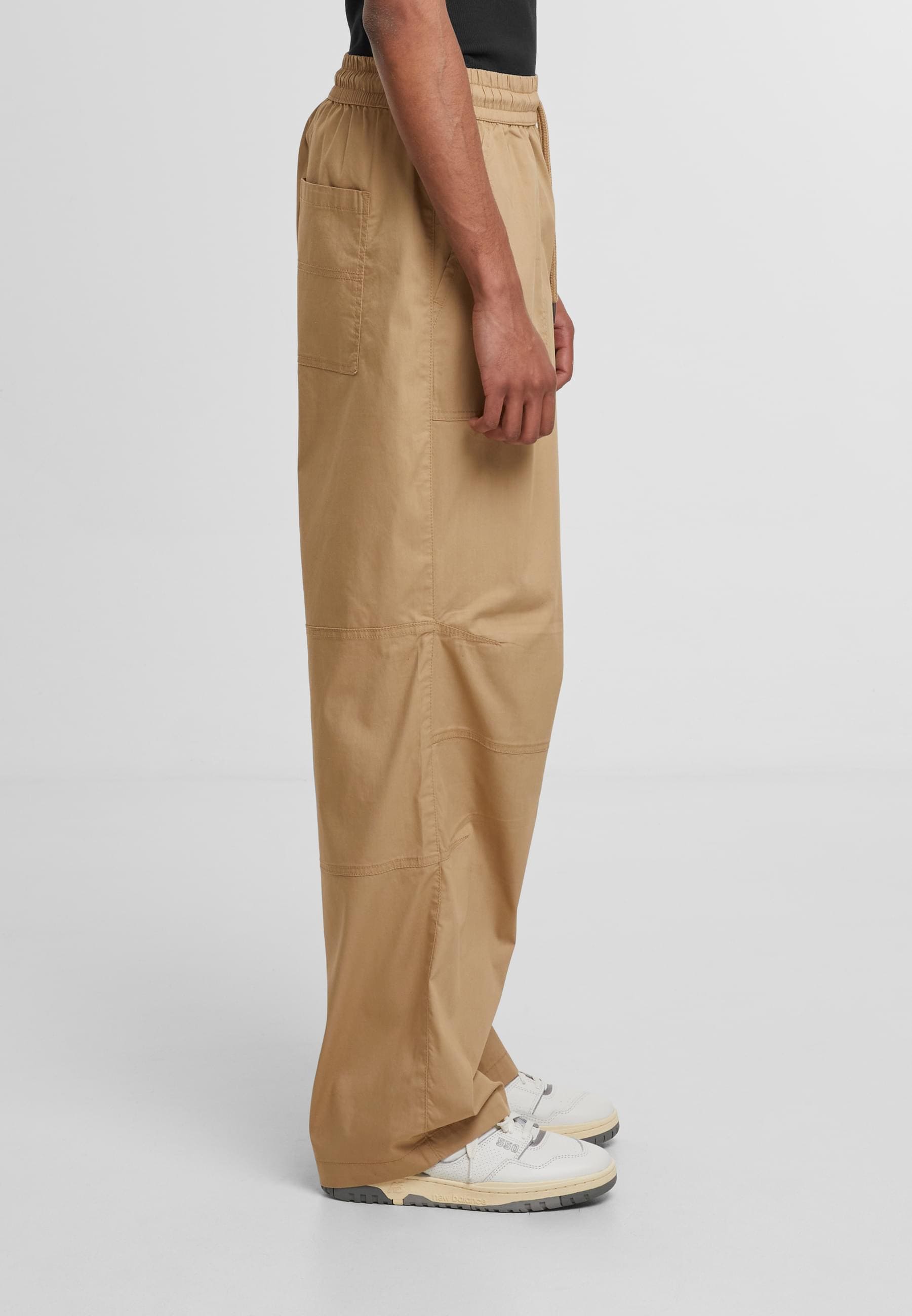 URBAN CLASSICS Stoffhose »Urban Classics Loose Fit Pants With Darts«, (1 tlg.)