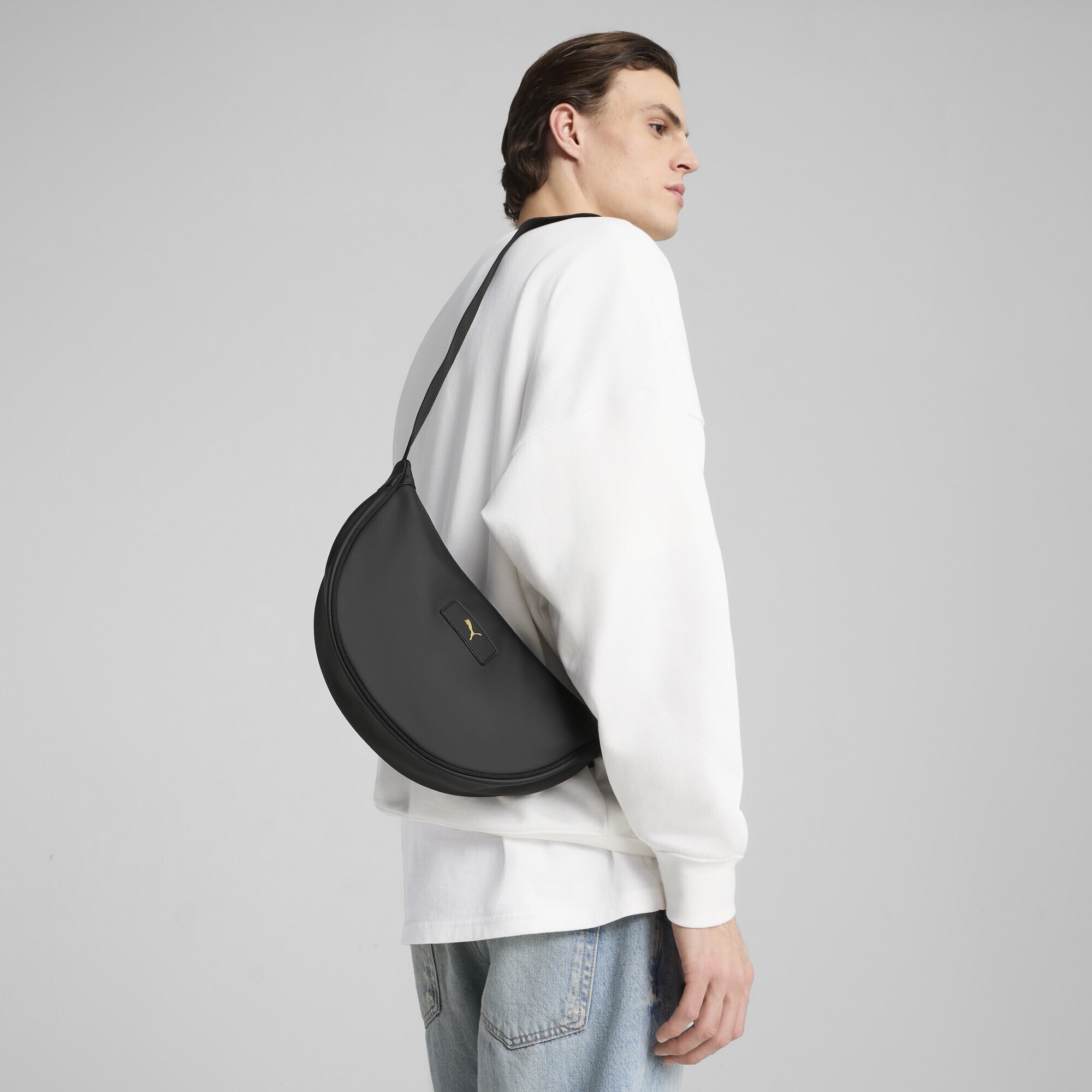 PUMA Handtasche »Essentials 3L Halbrunde Tasche Erwachsene«