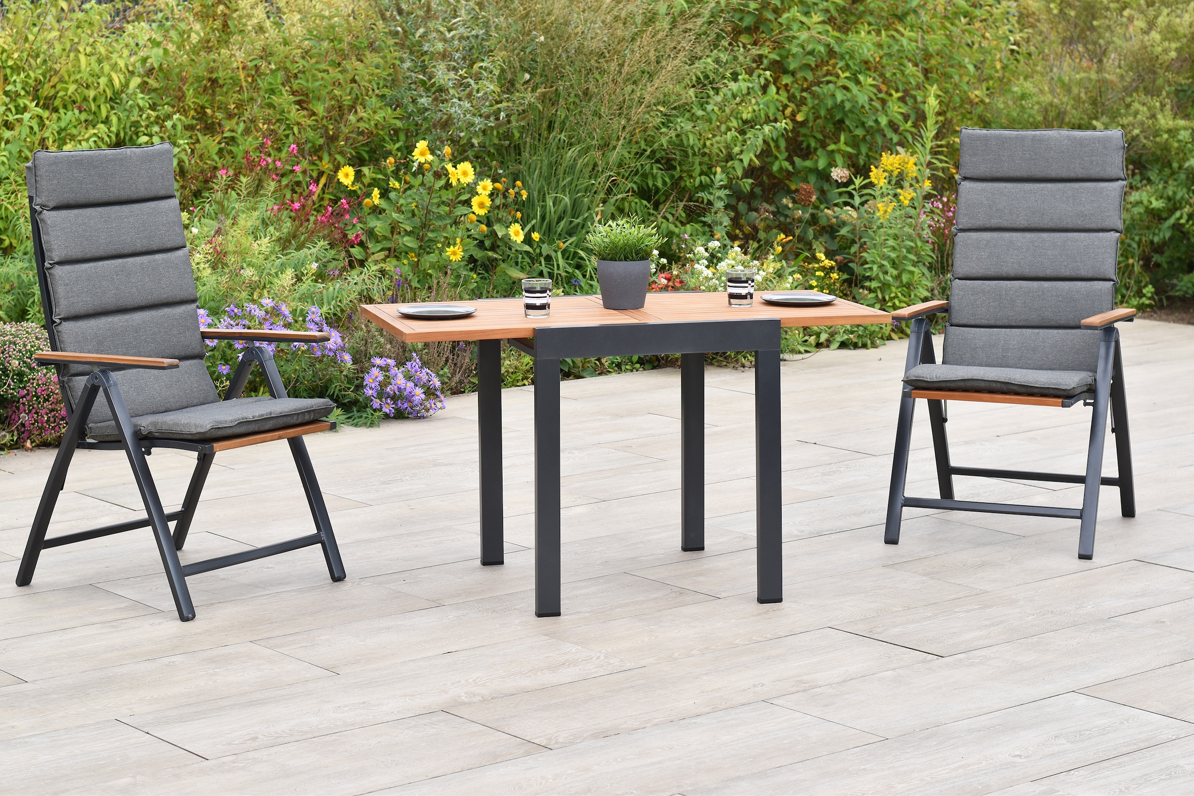 MERXX Balkonset »Athos« Set, 5 tlg. inkl. 2 Klappsessel, 2 Auflagen, 1 Balkonausziehtisch