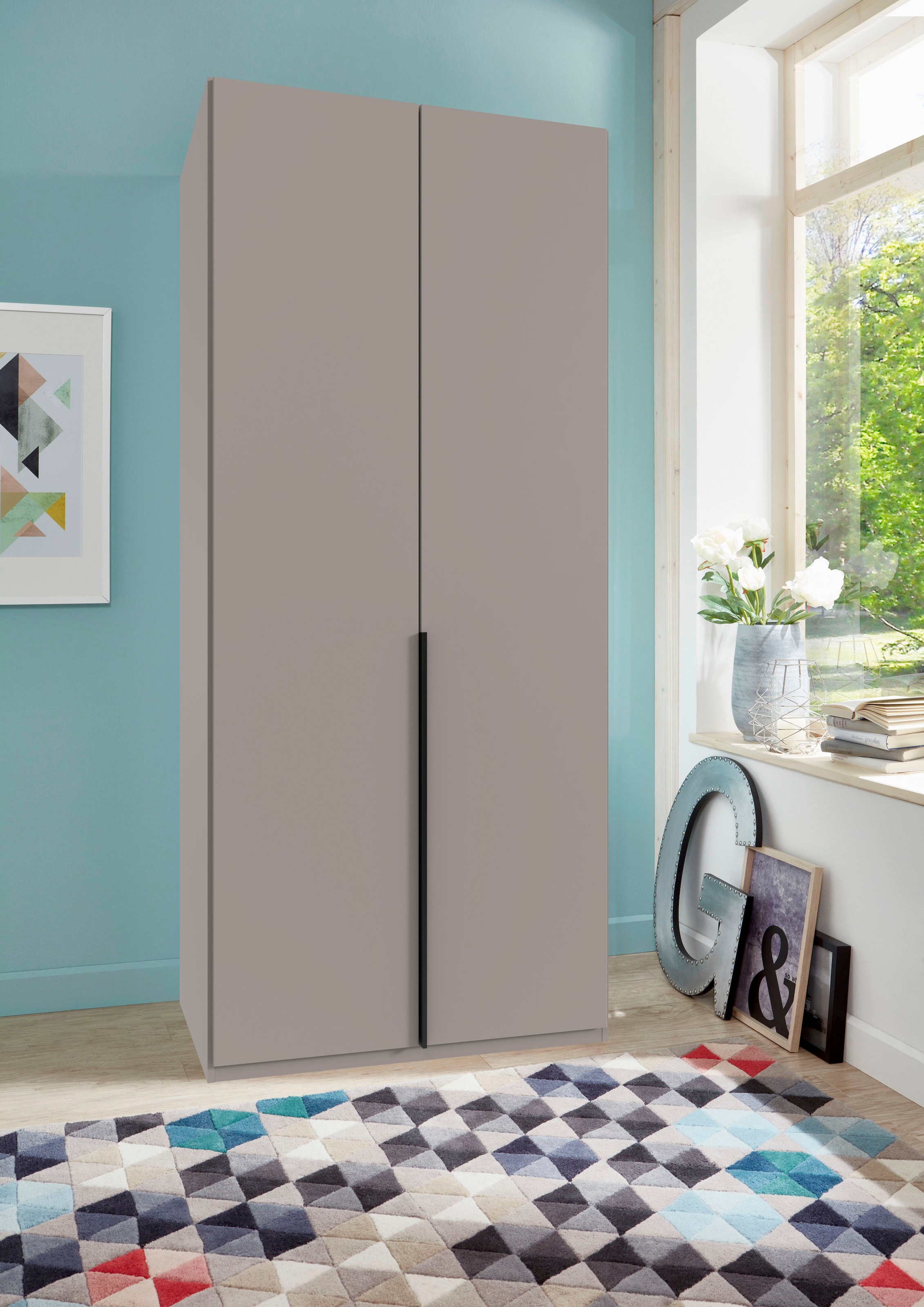 Wimex Kleiderschrank »Mugano, in 5 Breiten und 2 Höhen, Made in Germany«, (in Basic oder Premium Ausstattung mit 2 weiteren Einlegeböden), mit langen Griffstangen aus Metall, wahlweise mit oder ohne Spiegel