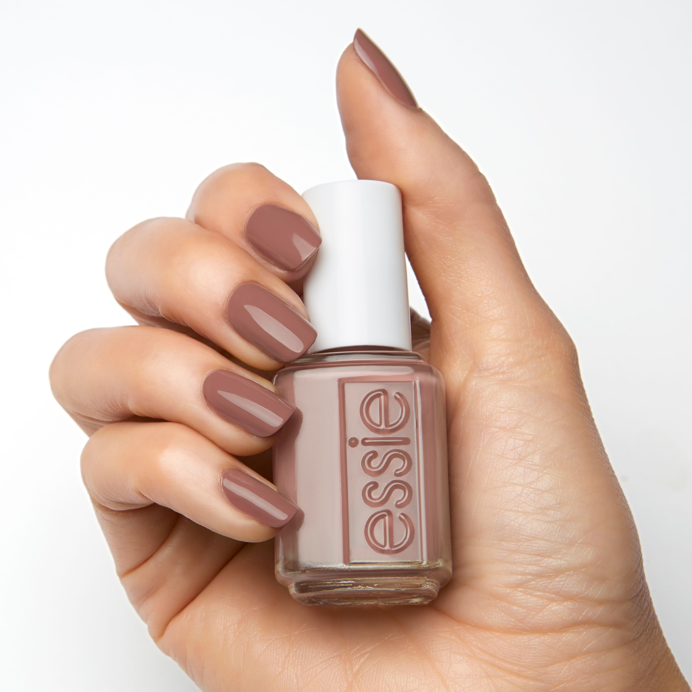 essie Nagellack »Nudetöne«, mit natürlichen Inhaltsstoffen