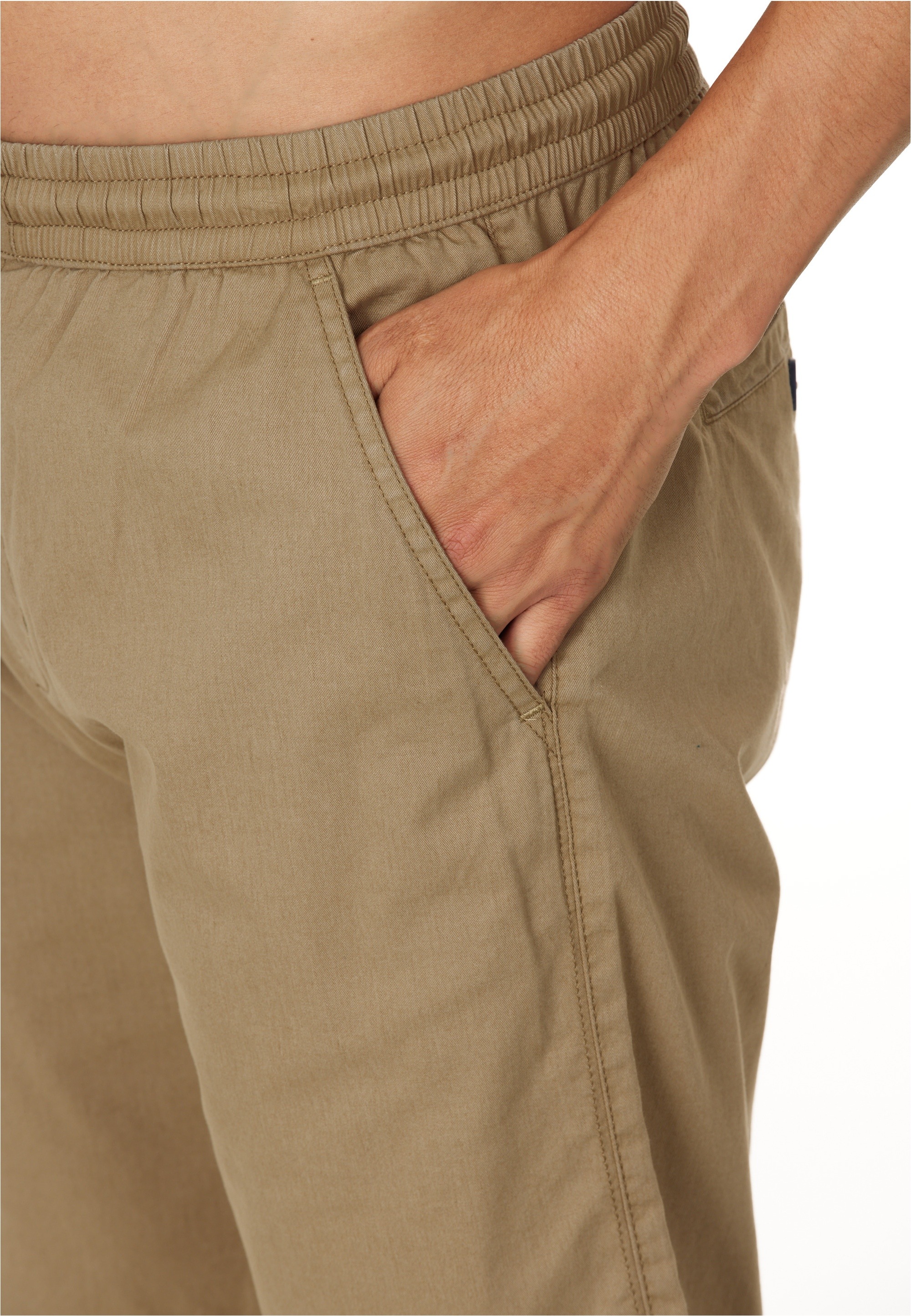 CRUZ Shorts »Gilchrest«, mit praktischen Seitentaschen