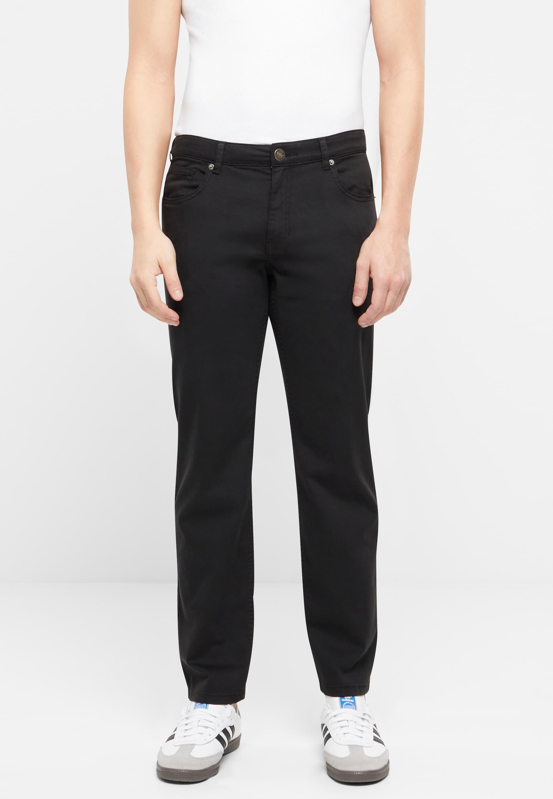 URBAN CLASSICS Stoffhose »Urban Classics Herren Stretch Twill 5 Pocket Pants«, (1 tlg.)