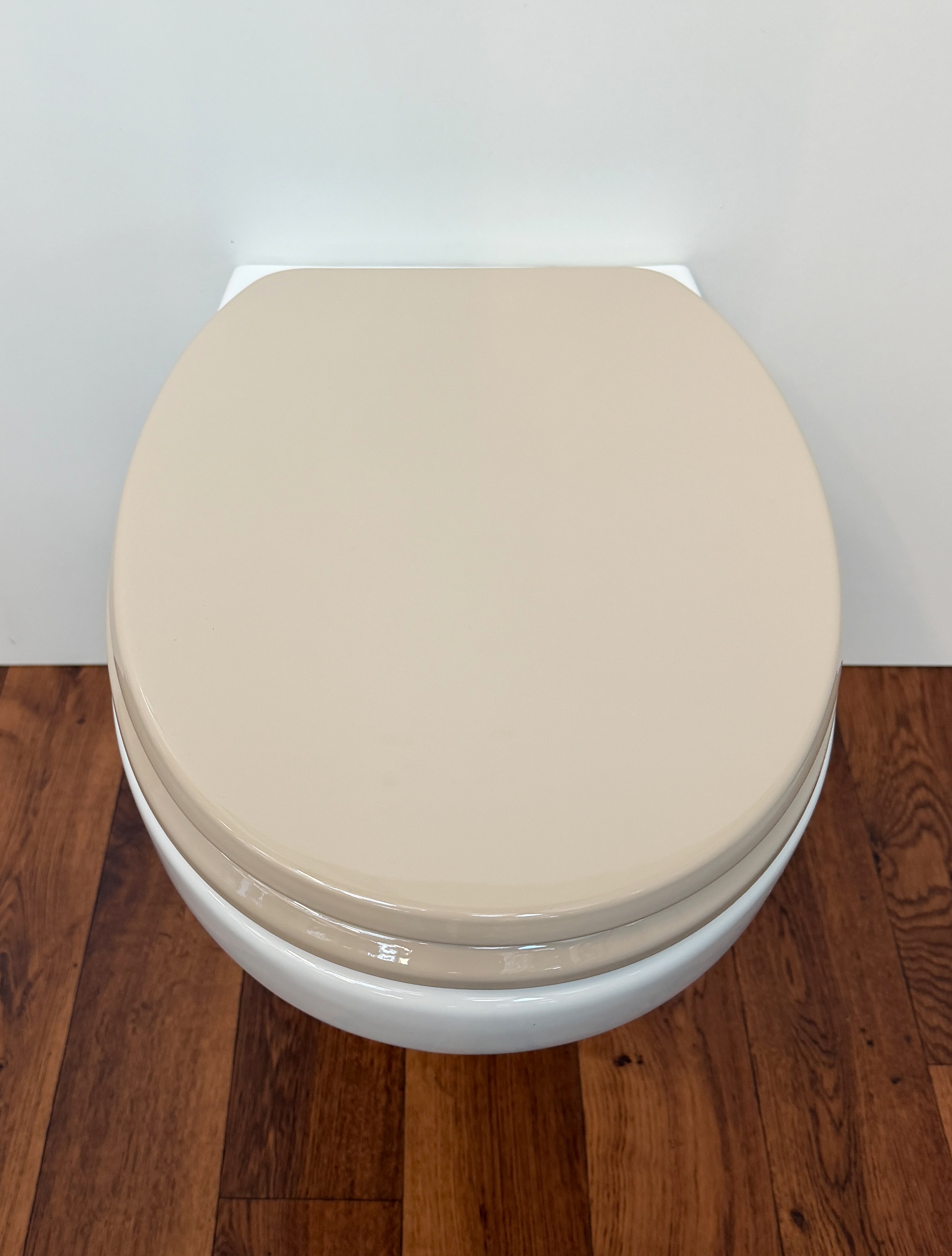 welltime WC-Sitz »Classic Colours« Kratzfester Klo-Sitz mit einem Holzkern und Absenkautomatik