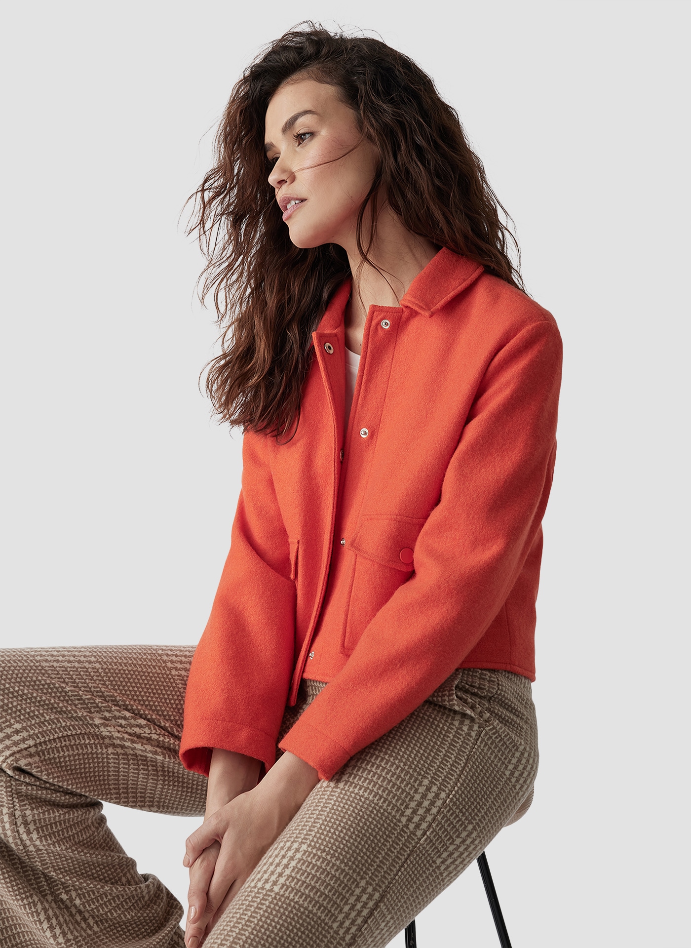 LeComte Blouson »LeComte Kurzjacke in leuchtendem Orange für einen trendigen Look«