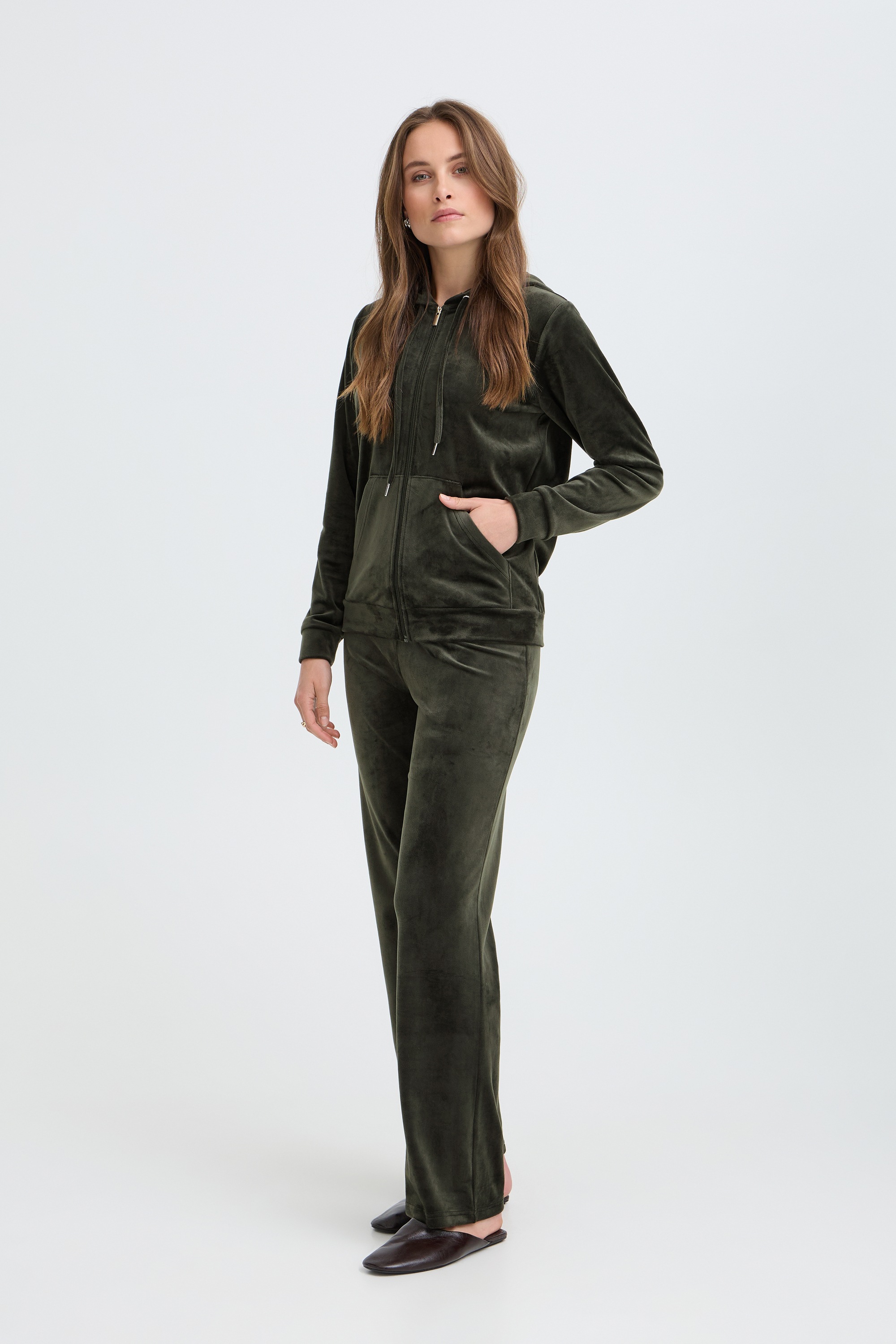 b.young Sweatanzug »Damen Set sweat BYMITZA«