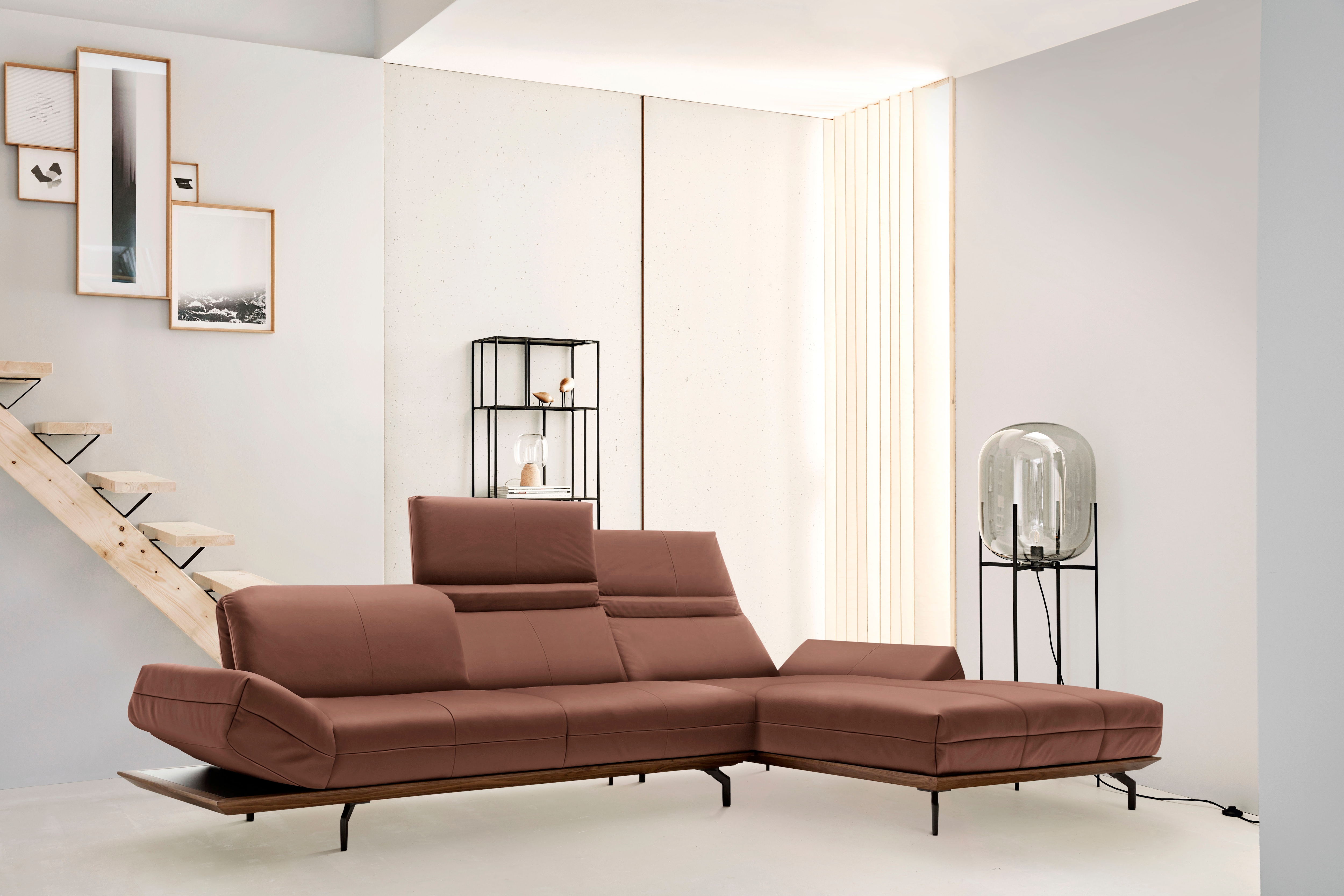 Creation BY ROLF BENZ Ecksofa "CR.420, Designecksofa, bequem, verstellbare Rückenlehne, L-Form" in 2 Qualitäten, Holzrahmen in Eiche Natur oder Nußbaum, Breite 313 cm