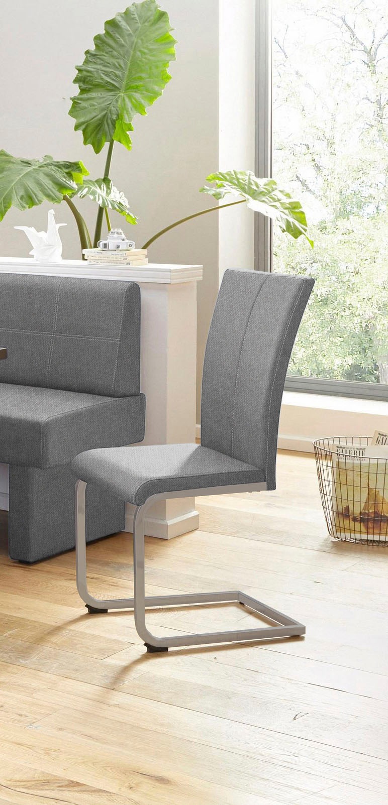 Home affaire Freischwinger »Nils«, (Set), 2 St., Strukturstoff-Feinstruktur, Stuhl belastbar bis 120 Kg, Gestell Metall im Chrom-Look oder Schwarz