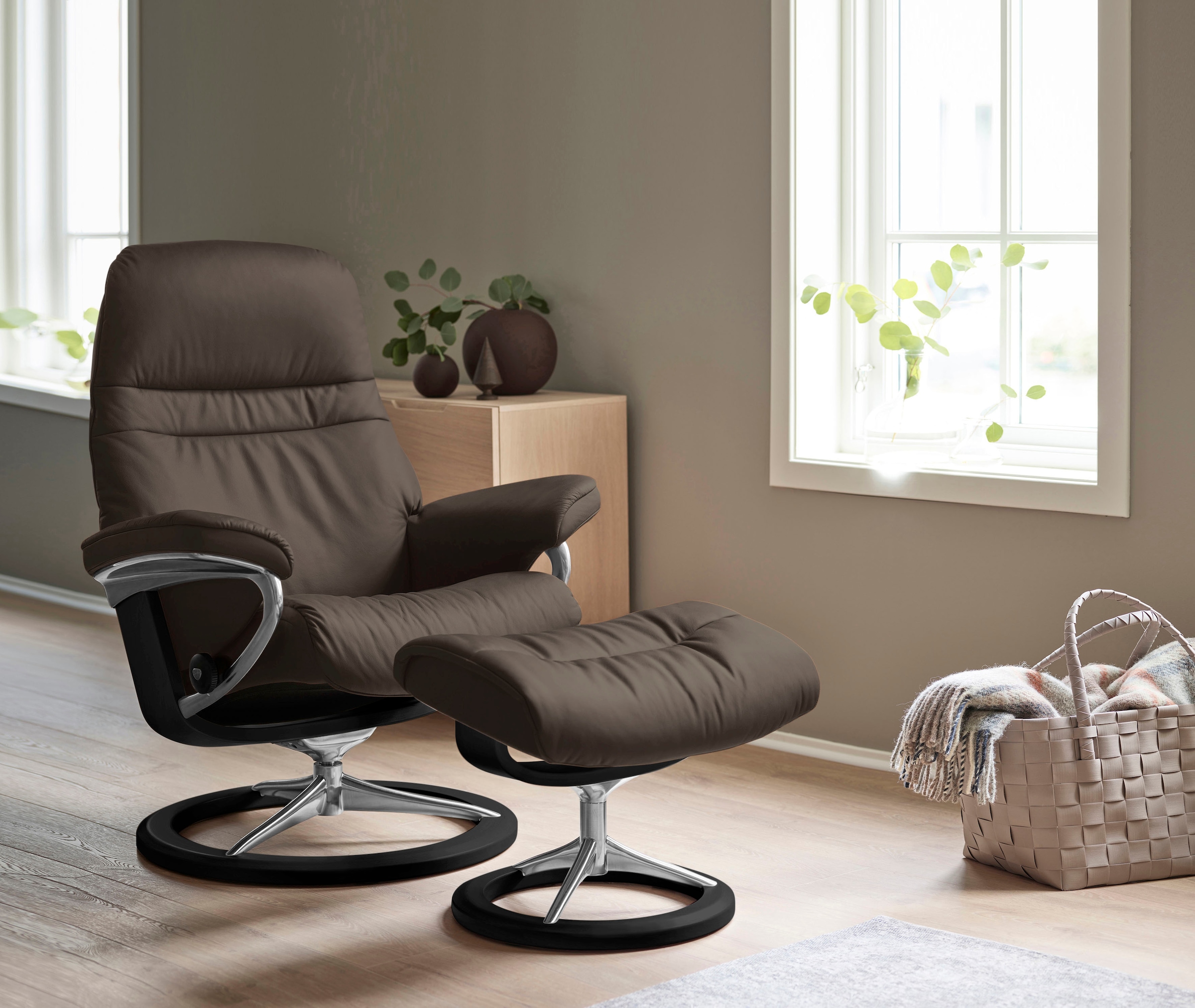 Stressless "Sunrise" Relaxsessel mit Hocker, mit Signature Base, Größe S, G günstig online kaufen