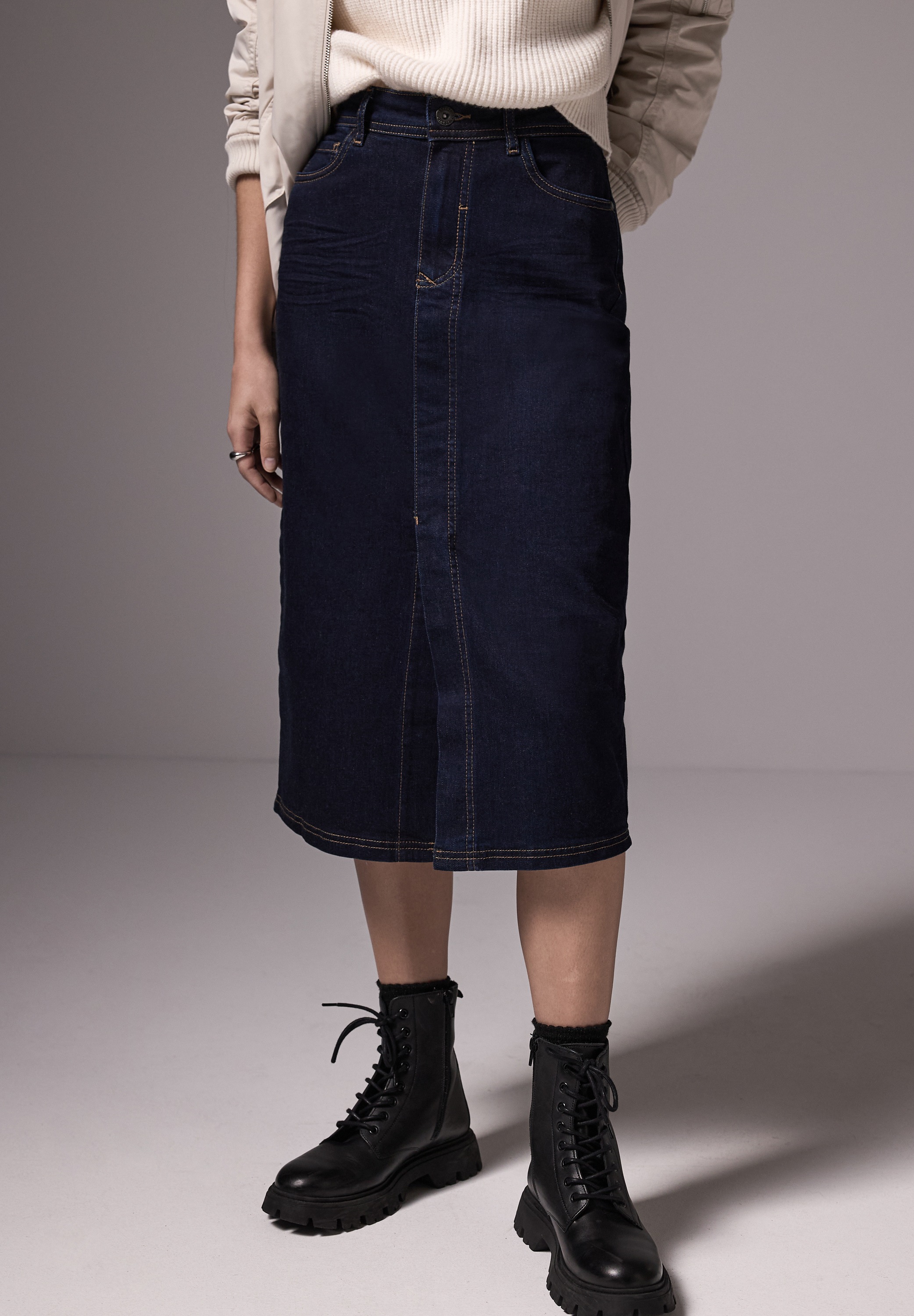 STREET ONE STUDIO Jeansrock in dunkelblauer Waschung