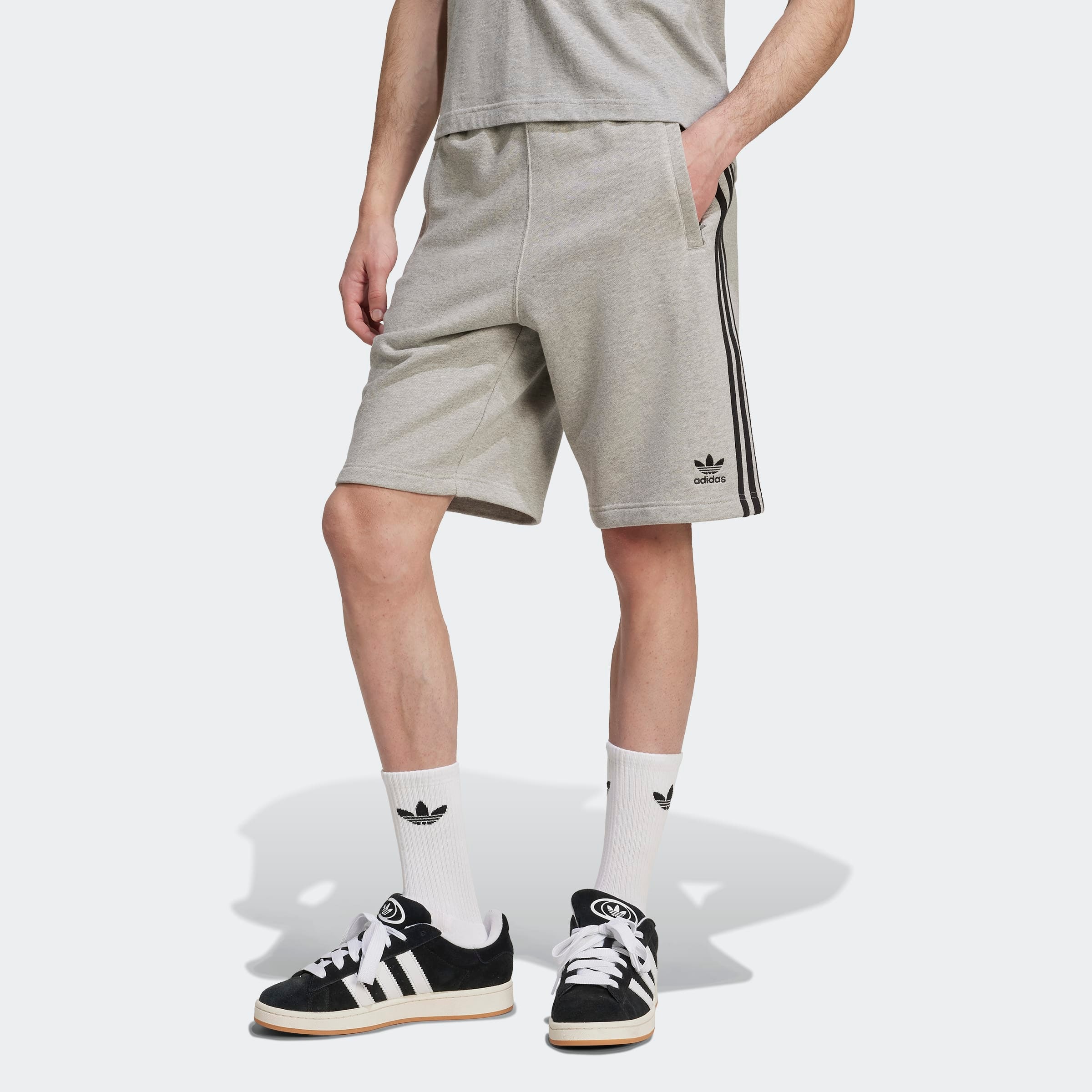 adidas Originals Shorts »3-STRIPE SHORT«, (1 tlg.), Drei Streifen Sweat Shorts aus weichem French-Terry Material