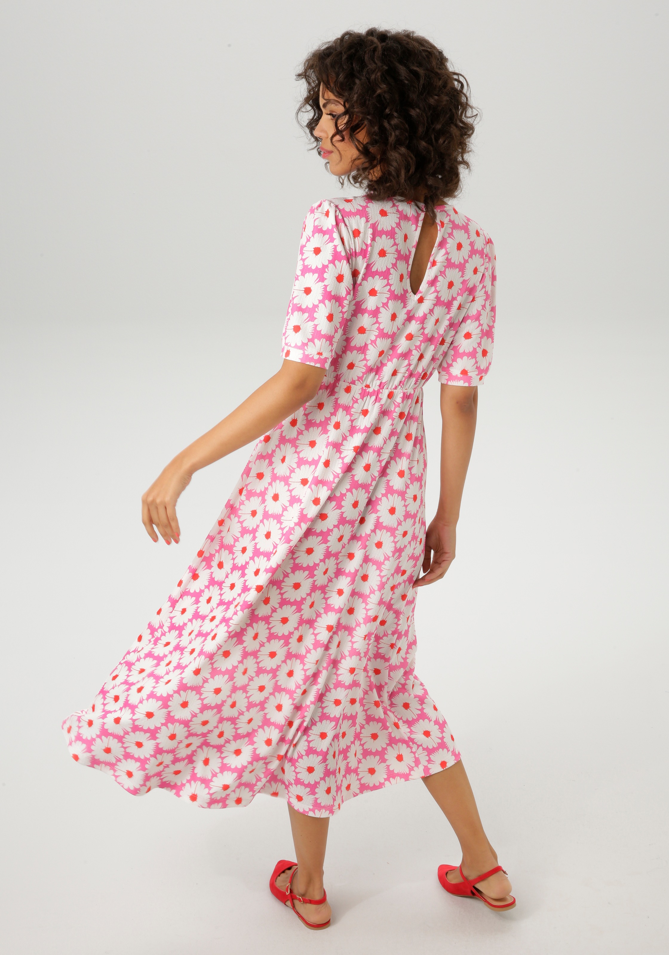 Aniston CASUAL Sommerkleid, allover mit Blüten bedruckt günstig online kaufen