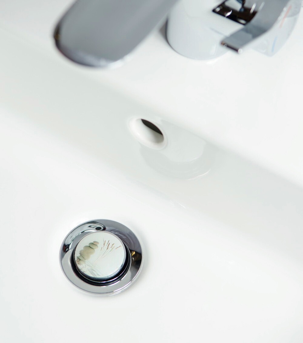 Sanilo Badaccessoire-Set »Balance«, (Komplett-Set, 6 tlg.), bestehend aus WC-Sitz, Badteppich, Stöpsel, Seifenspender, WC-Bürste