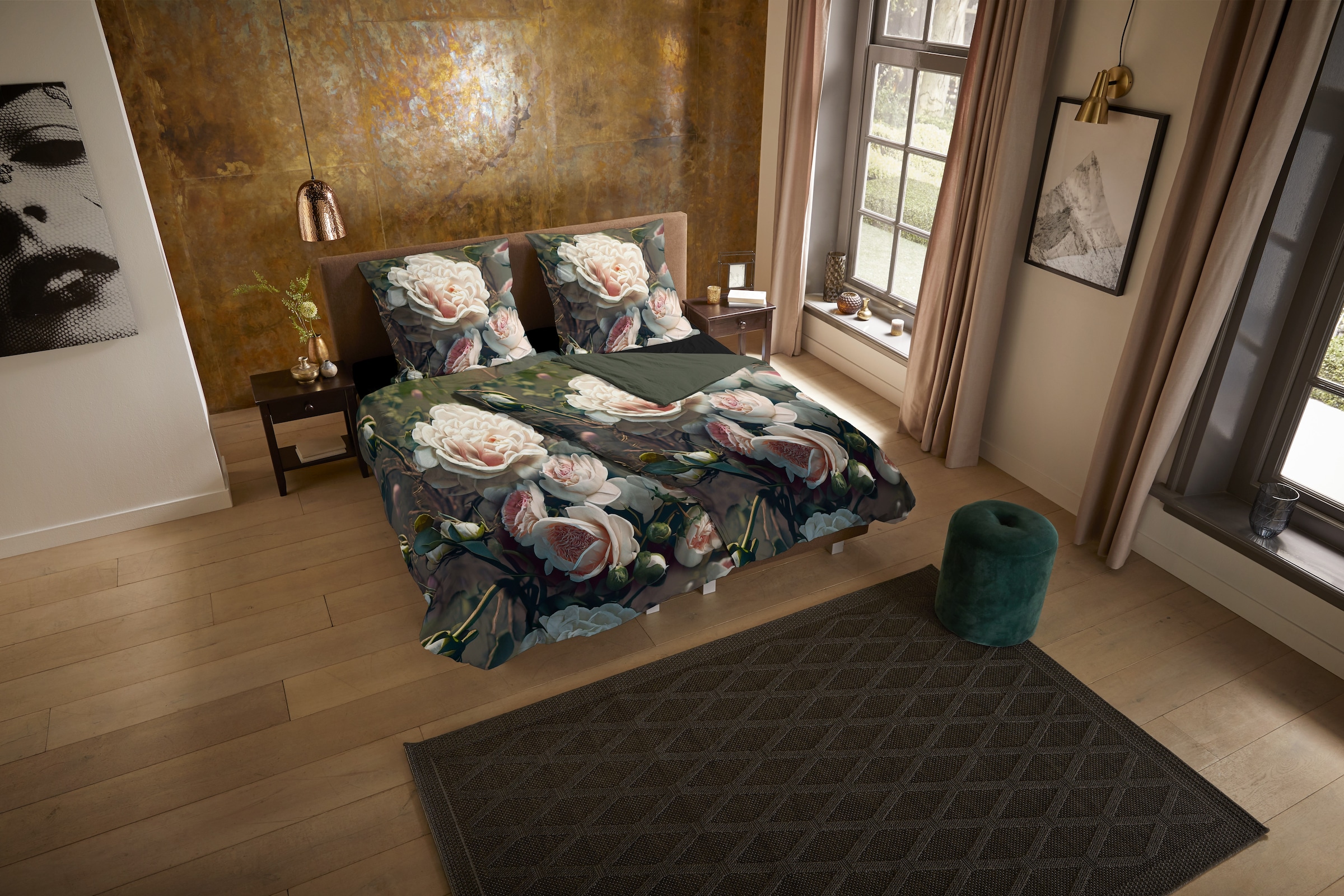 PURE luxury collection Wendebettwäsche »White Roses«, Mikrofaser, 135x200, 2 Teilig, Wendeoptik, Weiße Rosen, Blumen, grün