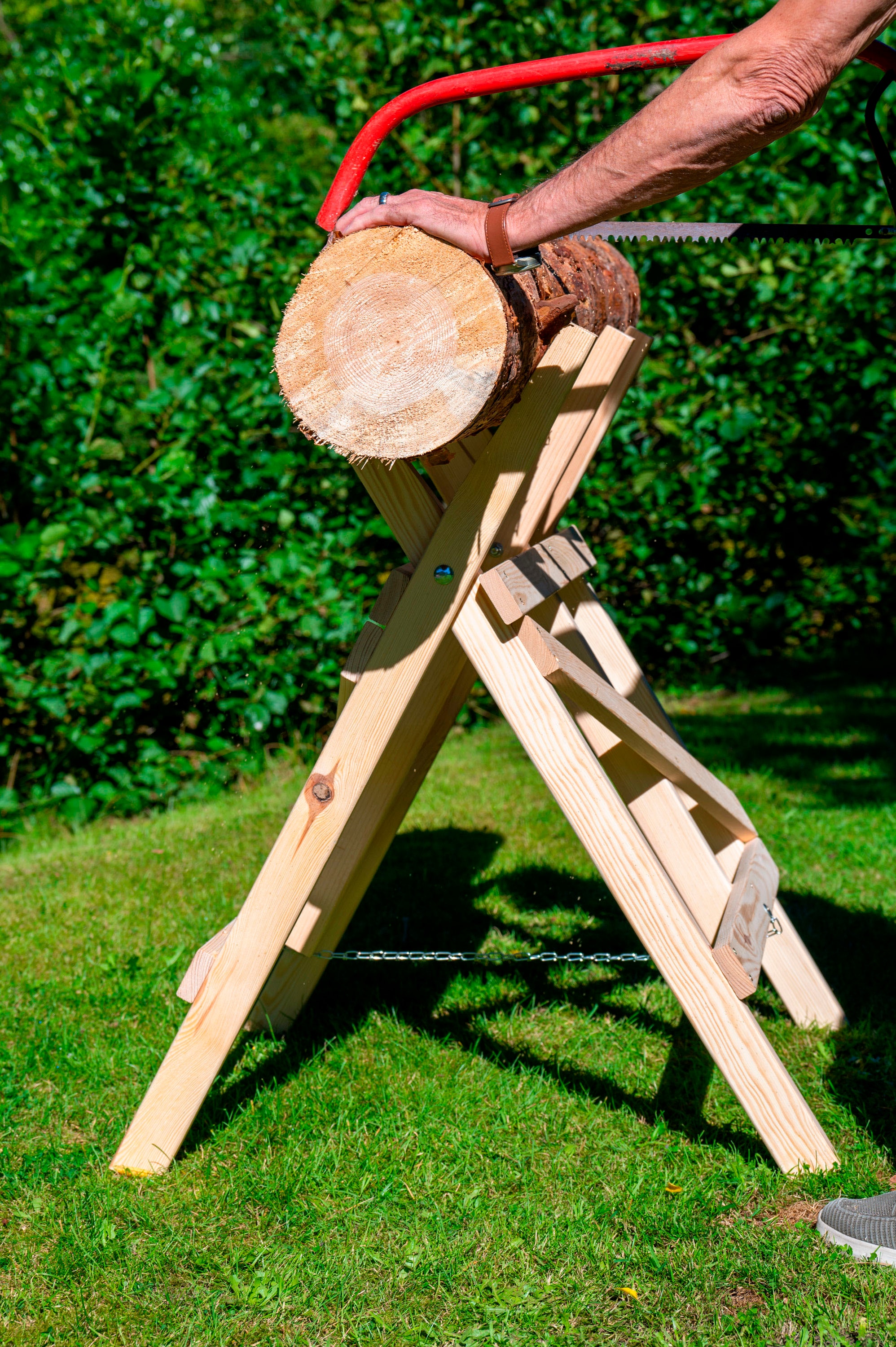 dobar Sägebock, aus Holz, klappbare Sägehilfe, 64 x 64 x 94 cm