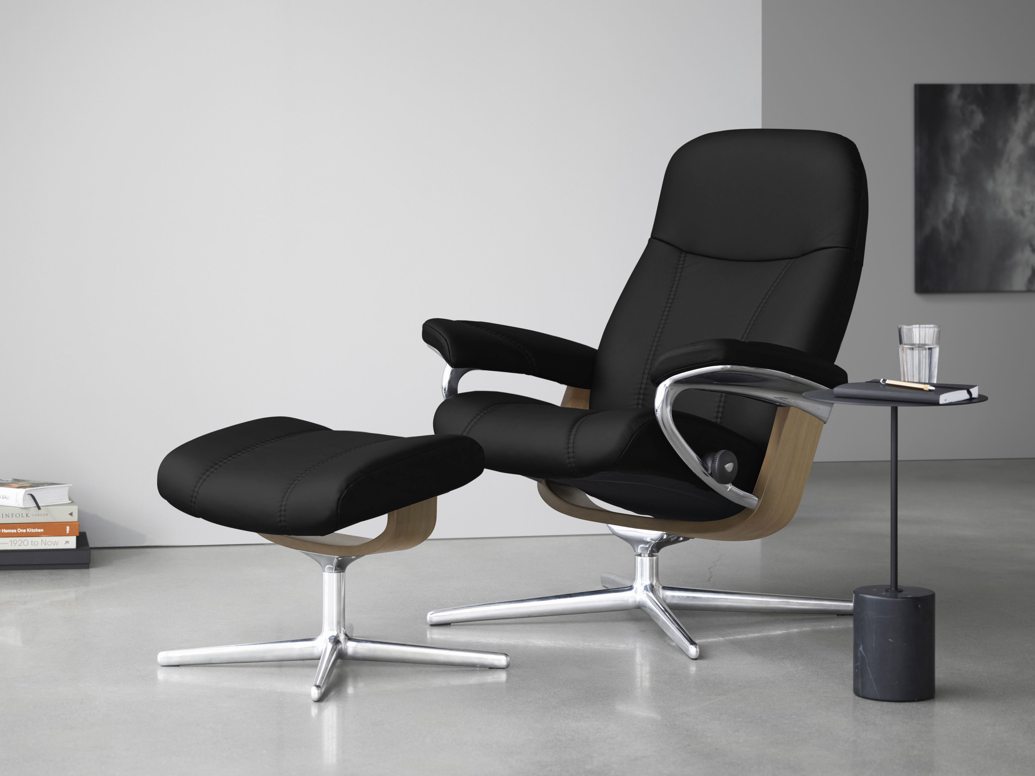 Stressless Relaxsessel "Consul" mit Cross Base, Größe S, M & L, Holzakzent Eiche, in 2 Bezugsqualitäten lieferbar