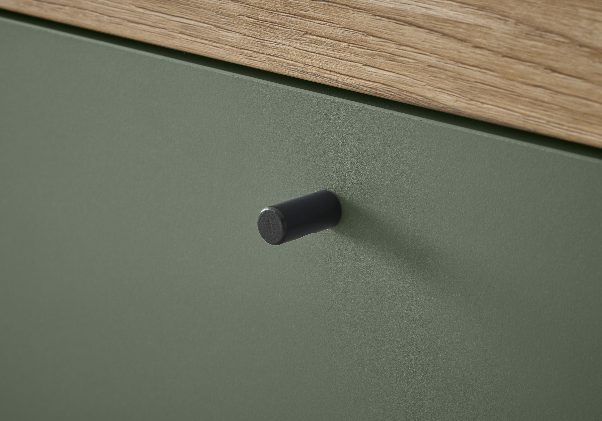 INOSIGN Sideboard »MAVAS«, in moderner Trendfarbe, Griffe aus Metall (Schwarz), Breite 107 cm