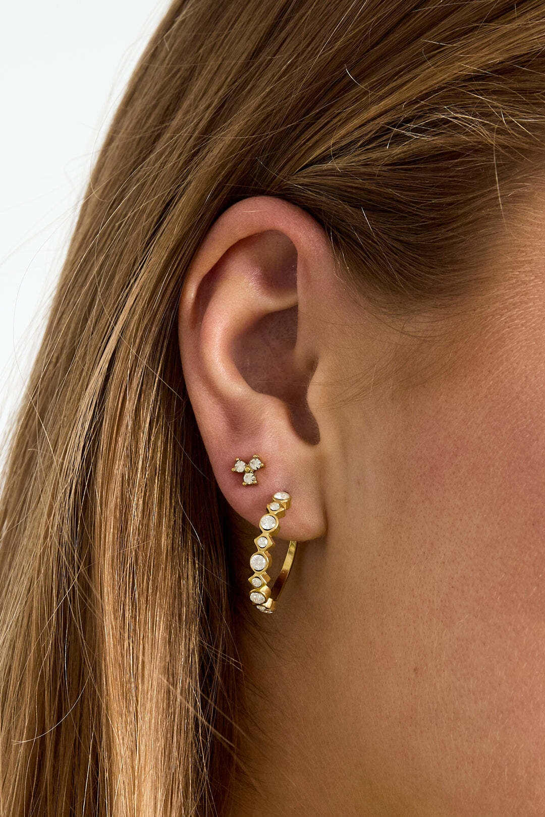 Adelia´s Paar Ohrhänger »LIVAYA Ohrringe Ohrstecker mit drei Strasssteinen aus Edelstahl« Modisch durch das dreisteinige Mini-Design