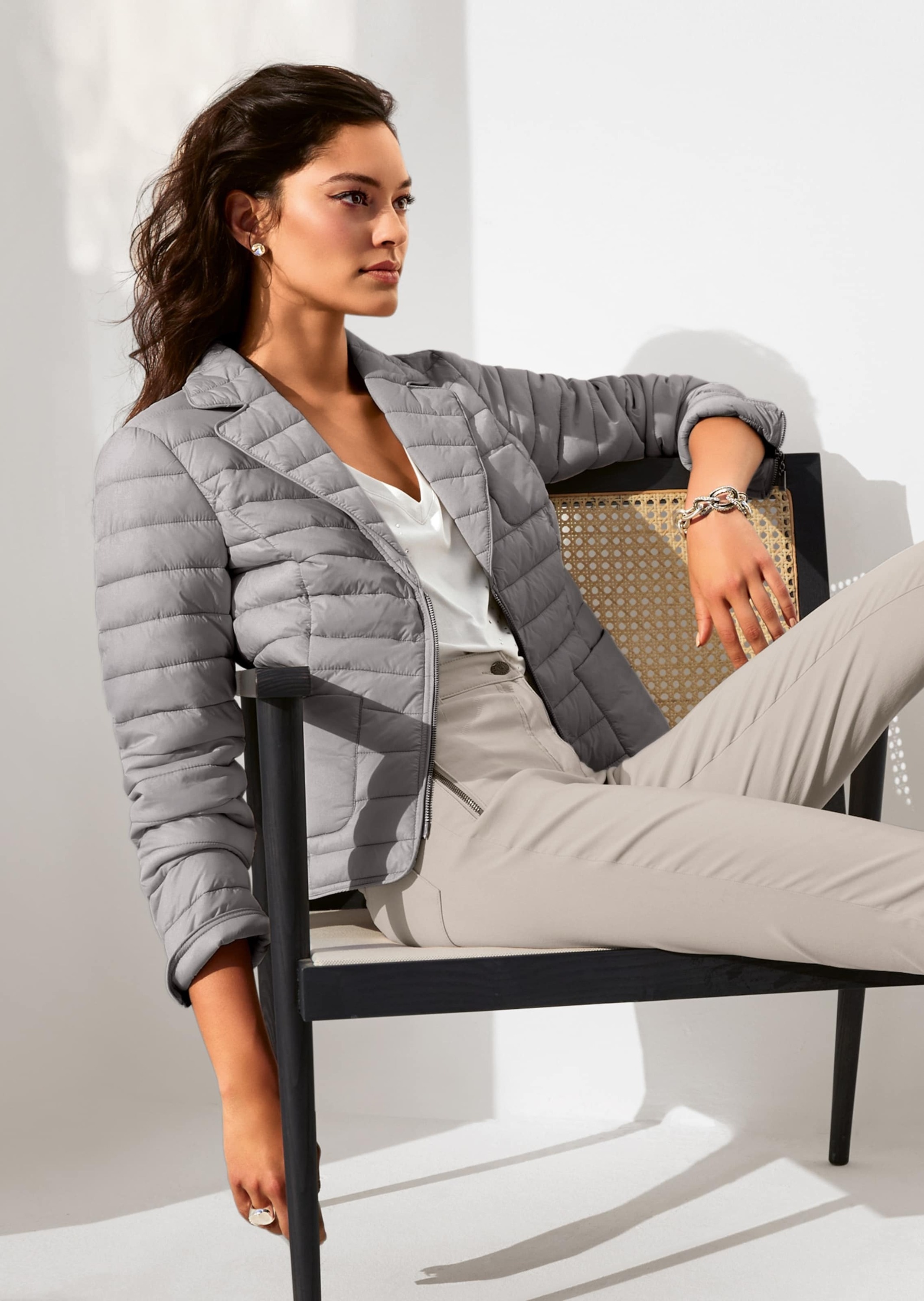 MADELEINE Steppjacke »Steppjacke Wattierte Damenjacke mit sportivem Touch« Zweiwege-Reissverschluß